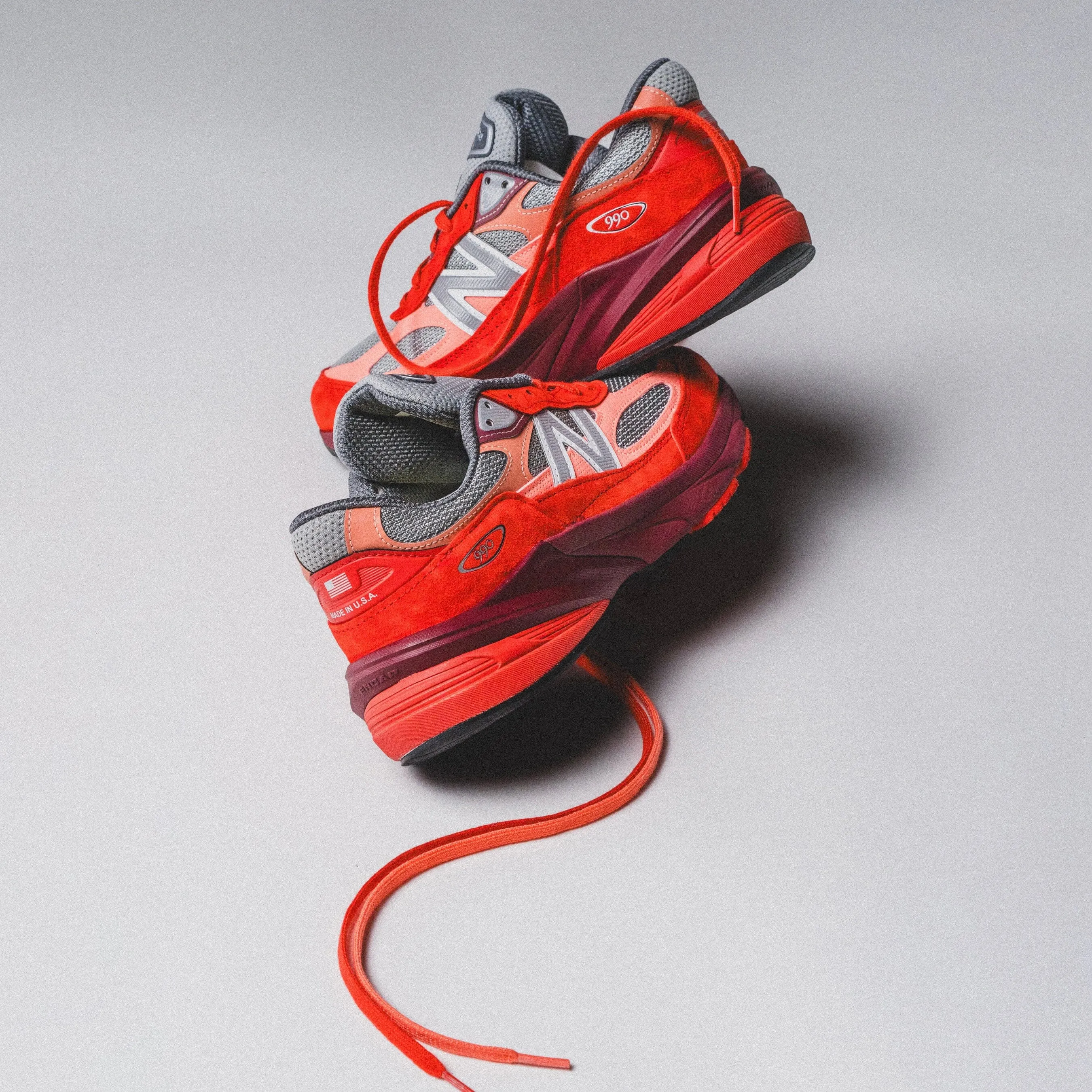 MENS New Balance | 990v6 "MOLTEN LAVA" Shock Diffusing Platform Torsion control