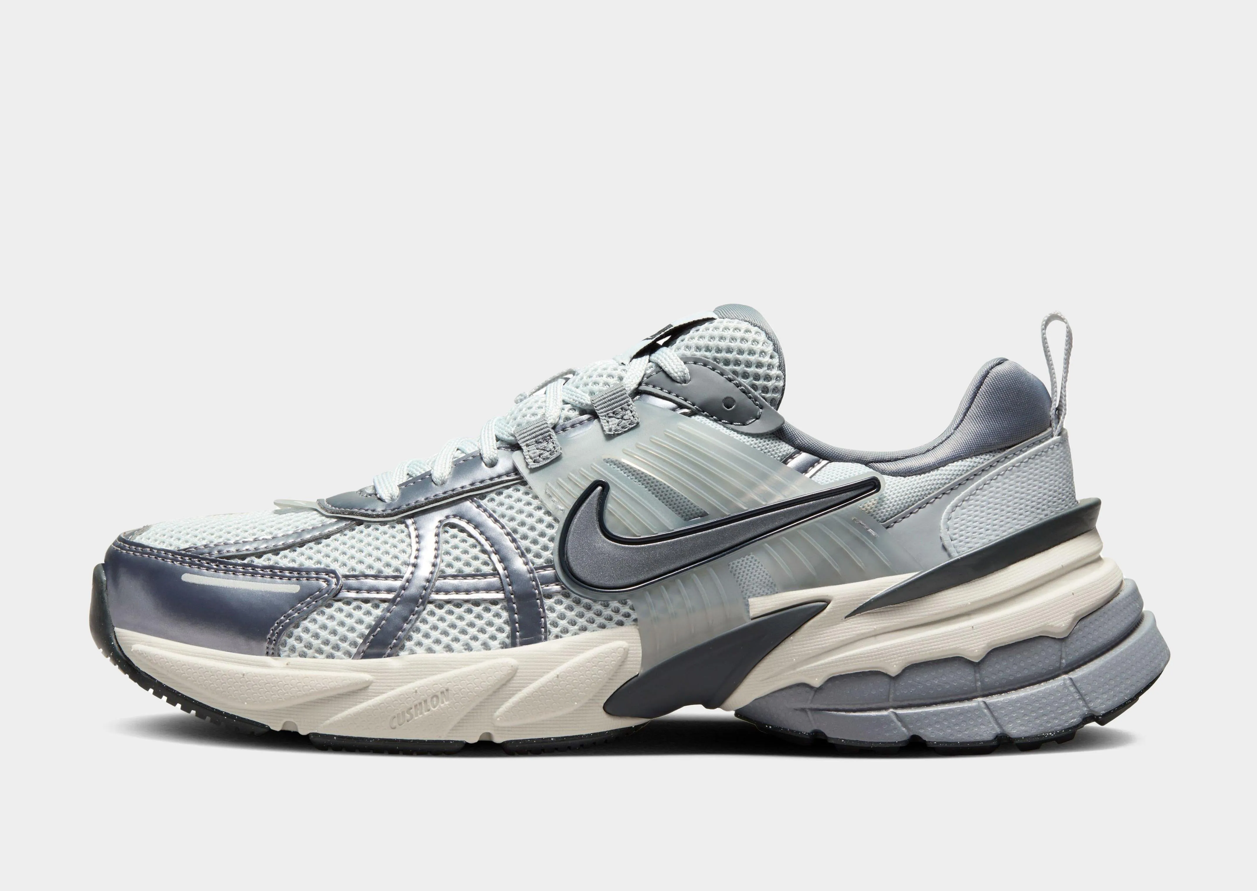 V2K Run Outfit Boost Road grip