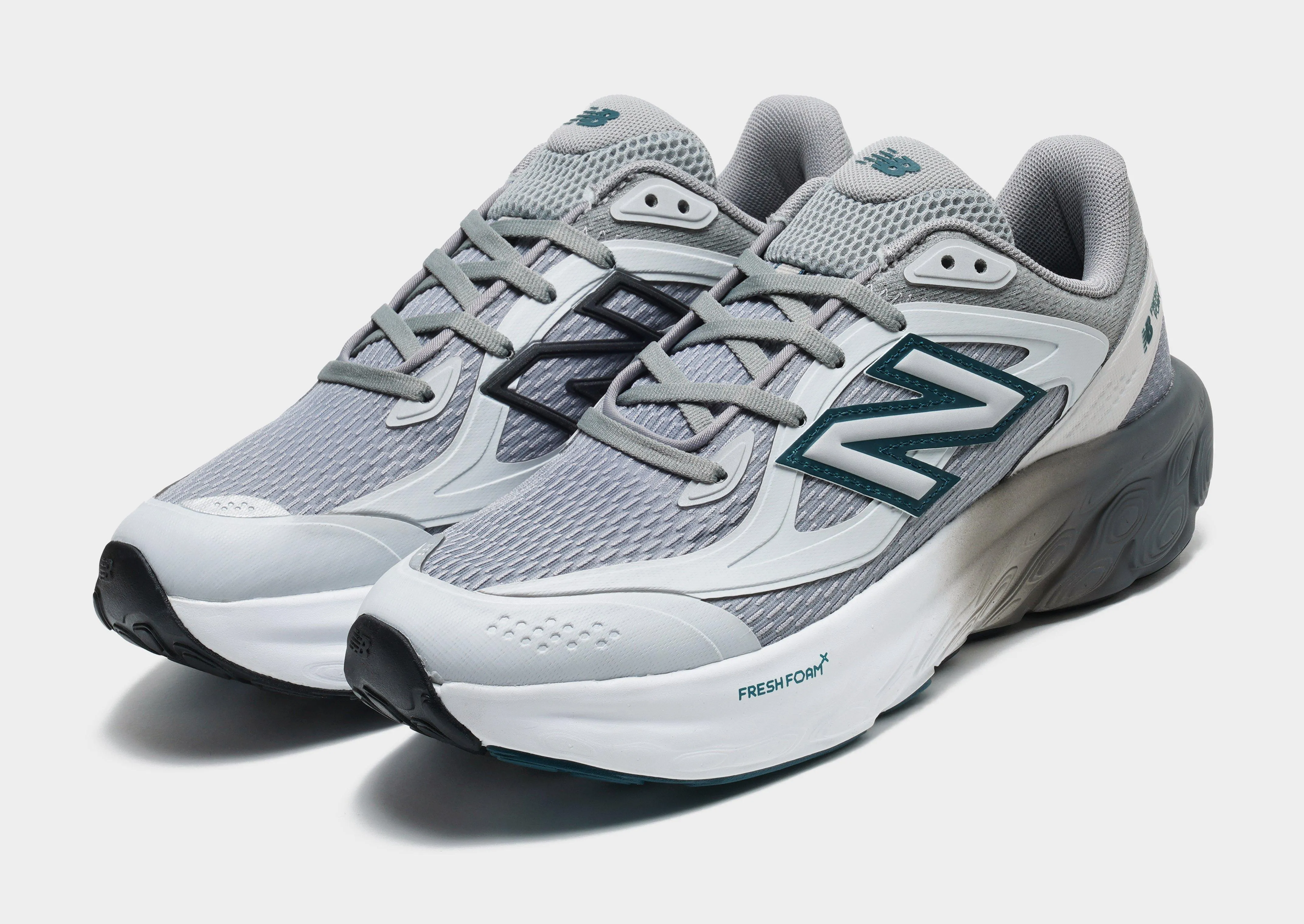 Supportive Upper fitness walk FuelCell Trainer