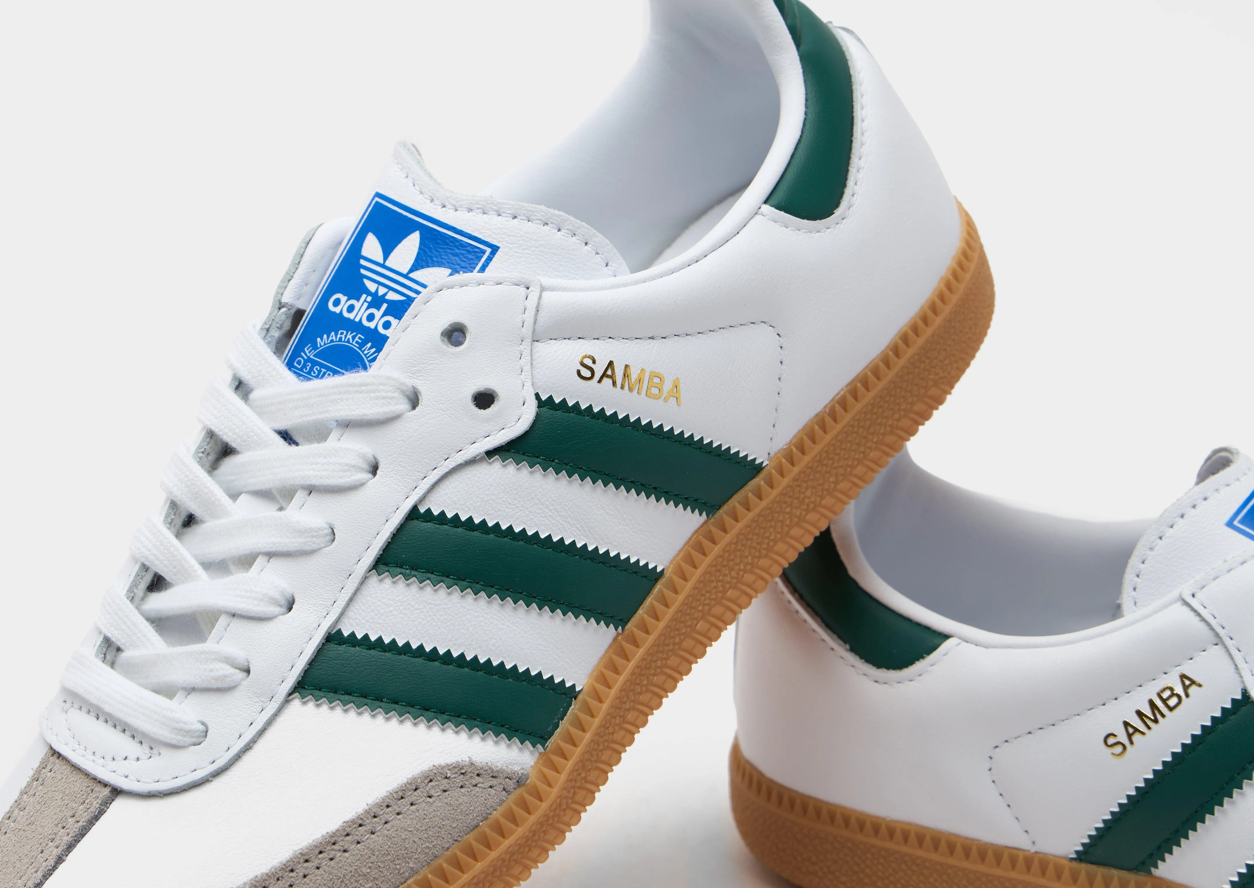 Wood Hike Textured Pattern Samba OG