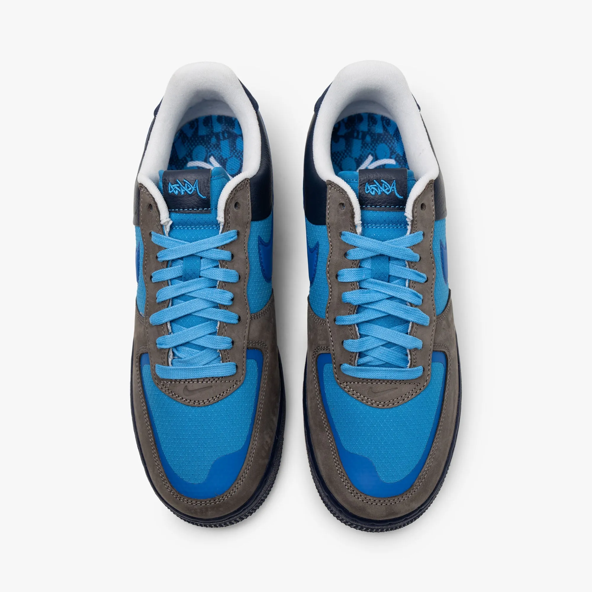 Dynamic Heel Counter Nike x Stash Air Force 1 Low SP / Soft Grey / Varsity Royal