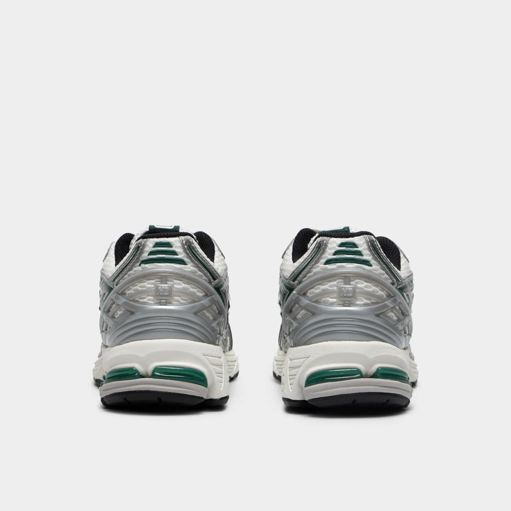 Humid Weather Running narrow - base - feature shoes New Balance 1906 Silver Metallic / Night Watch Green