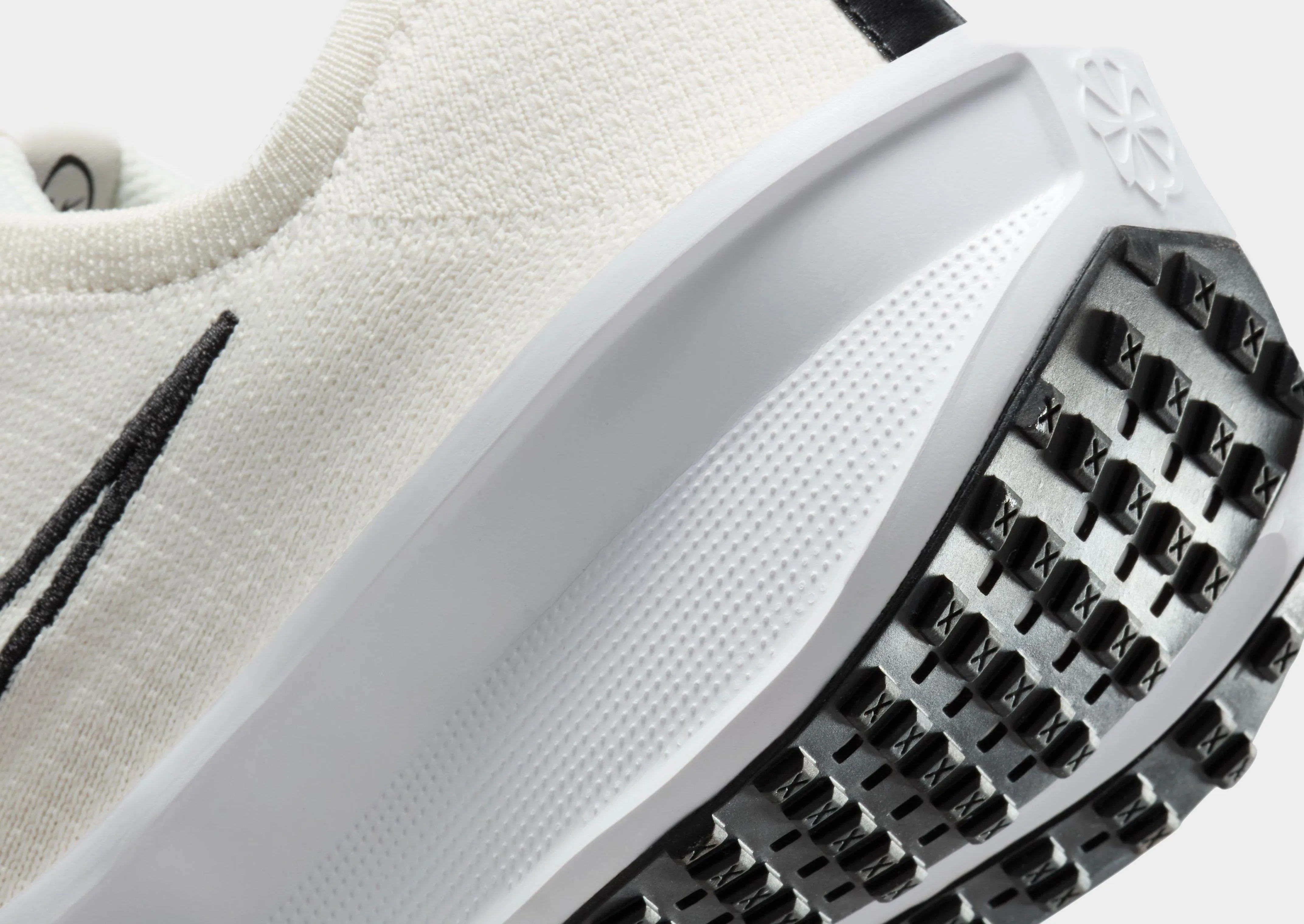 Interact Run Sleek Ease Molded Foam
