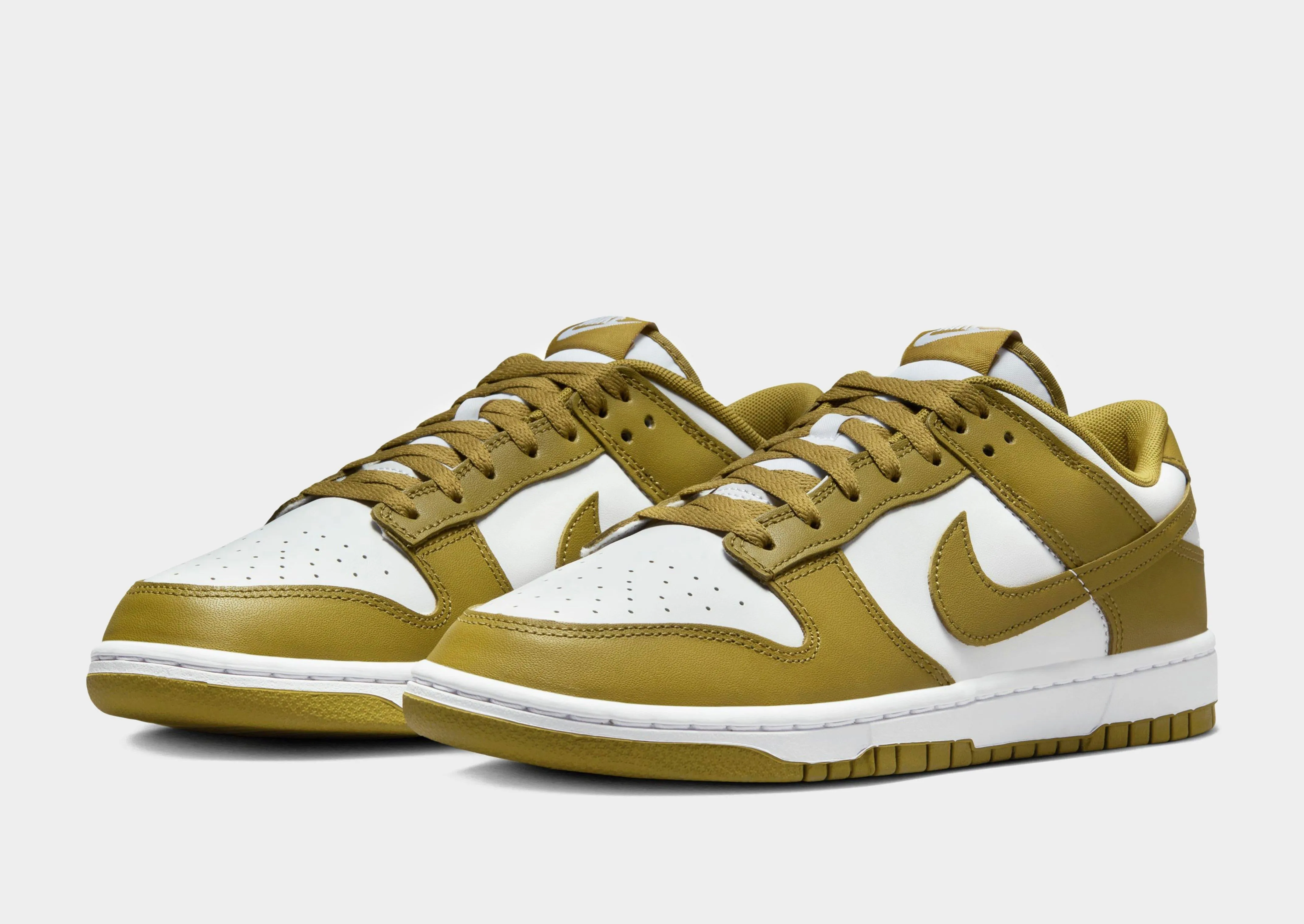 Dunk Low Supportive Gear Urban Trends