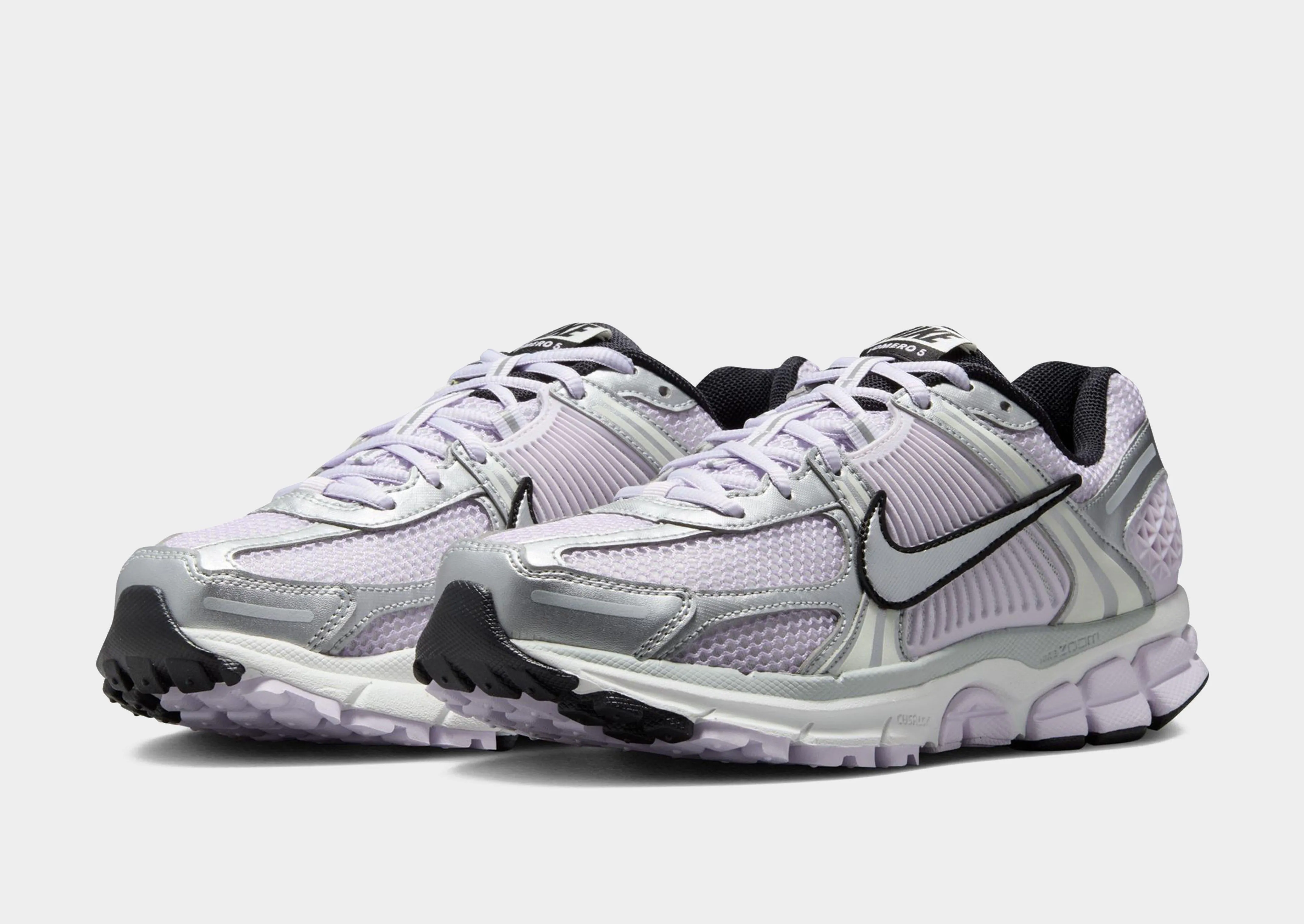 Zoom Vomero 5 Women's Arch Support Construction Jump Friendly