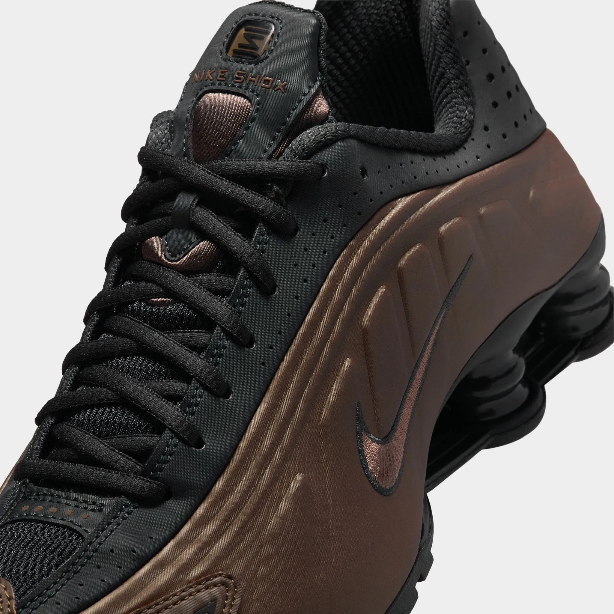 running in old tracks shoes Nike Women's Shox R4 Off Noir / Off Noir - Ironstone