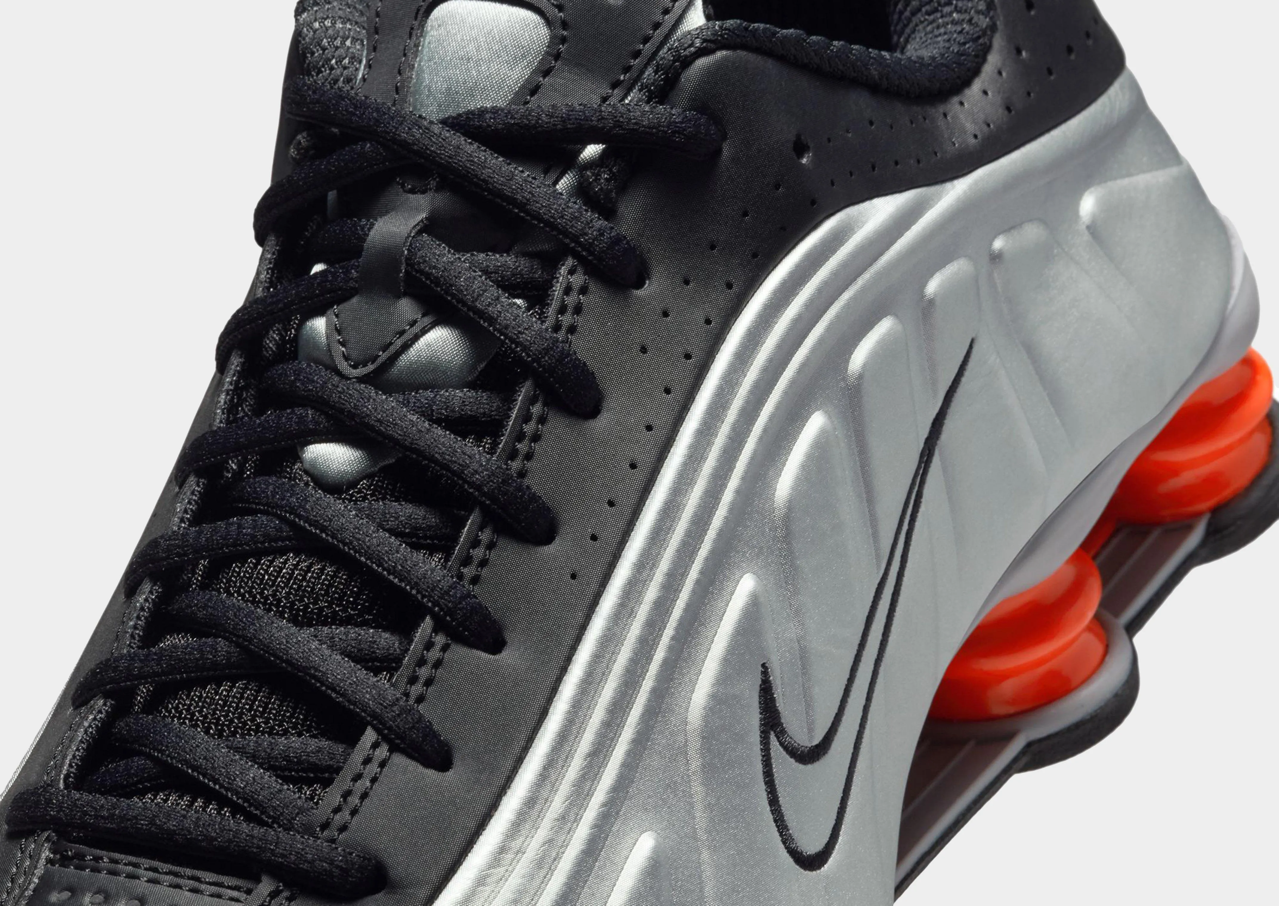 Outdoor Style Shox R4