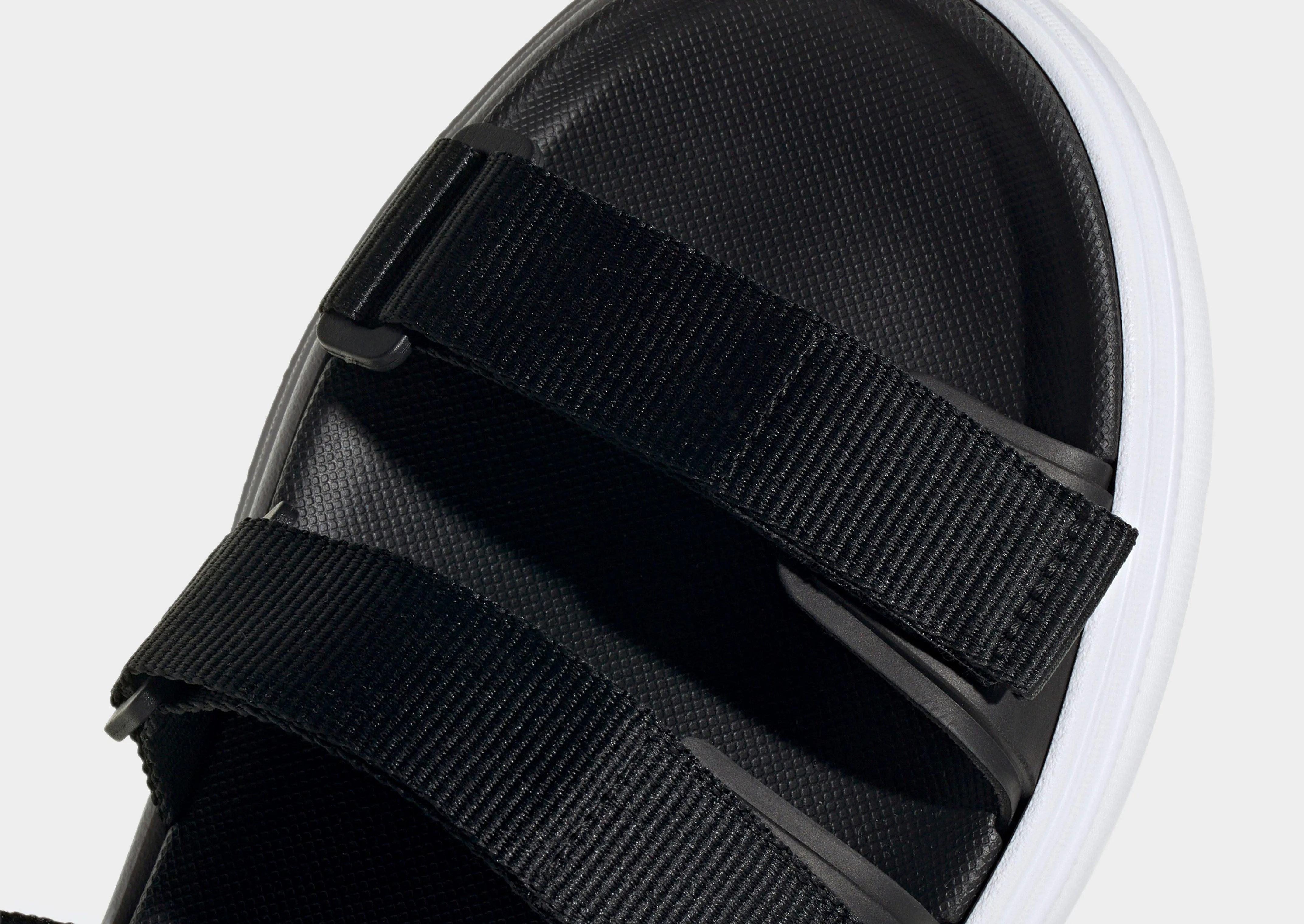 SLYN Sandals Women's Basic Wear