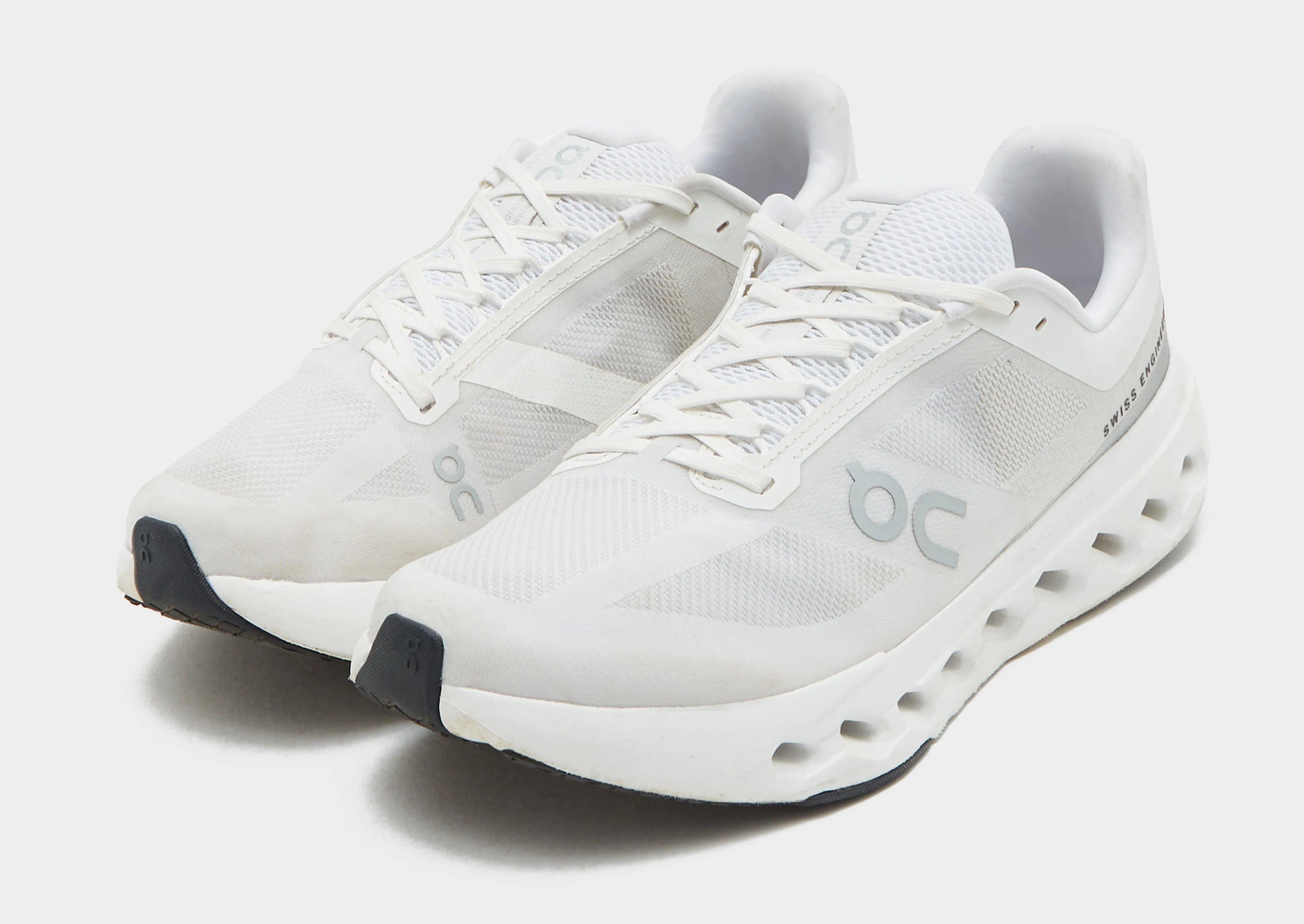 Cloudsurfer Next running in a Pilates studio shoes dance shoes