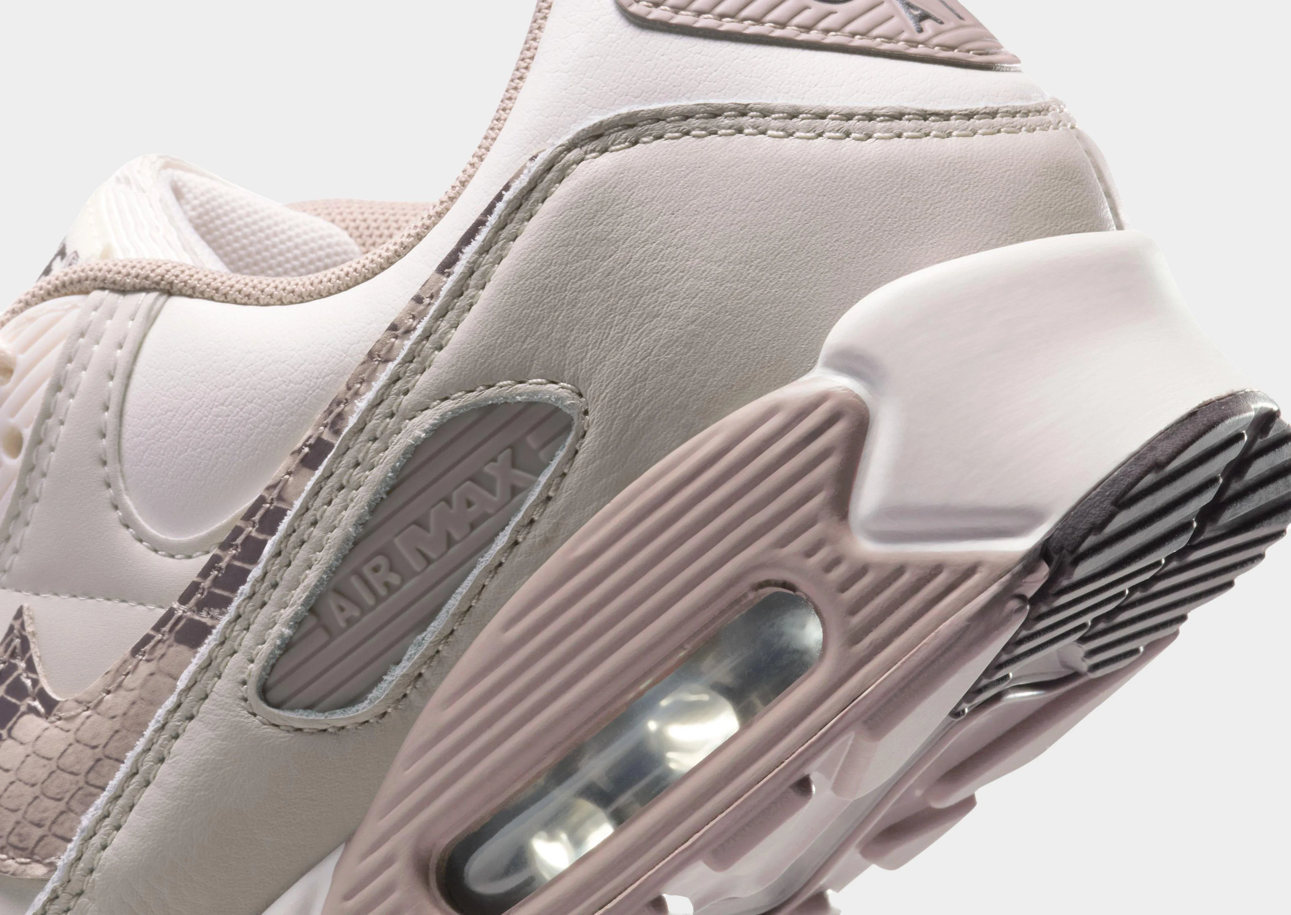 Air Max 90 Women's Effortless Silhouette Weekend Sport