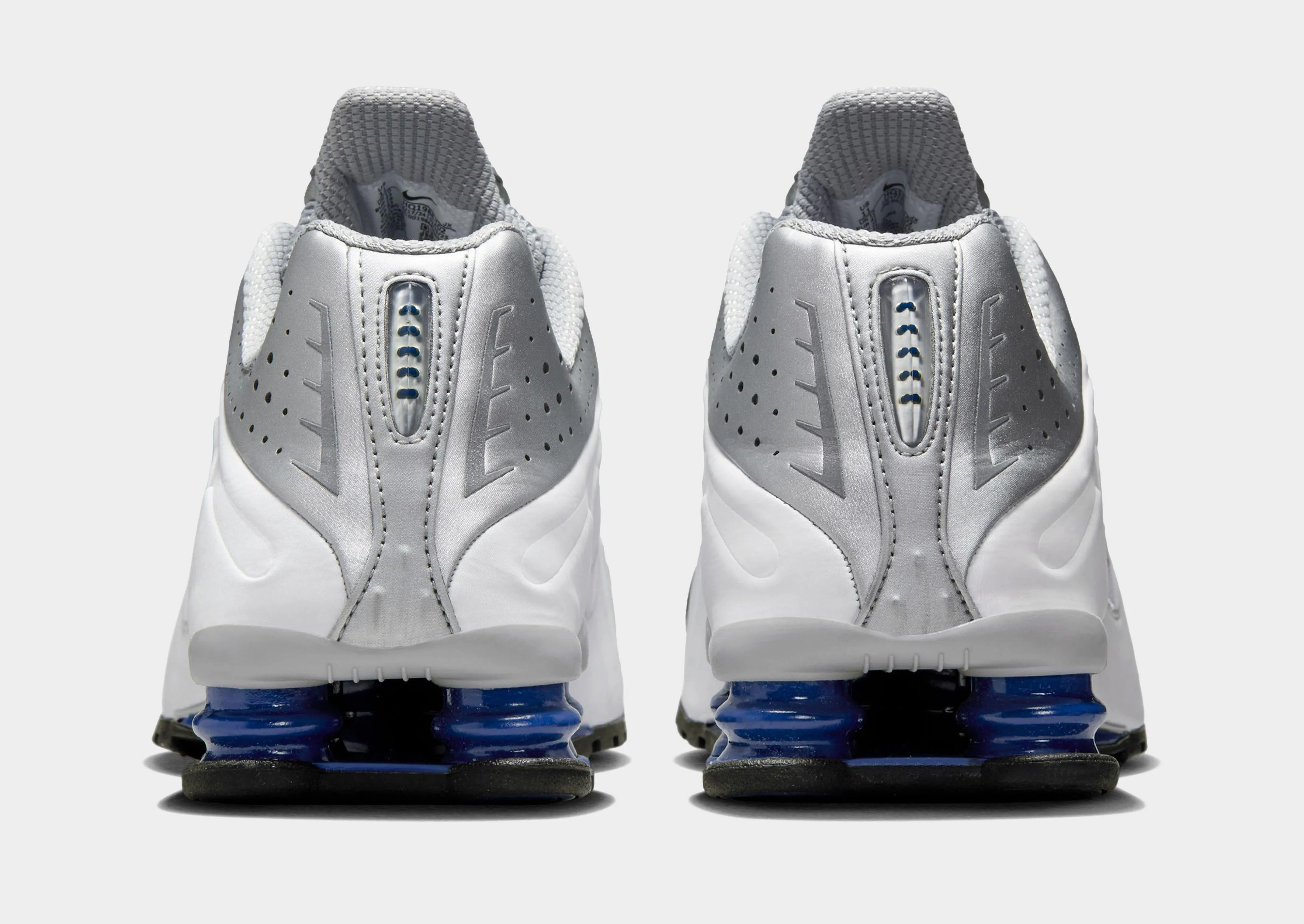 Shox R4 Quick Dry Material Technology