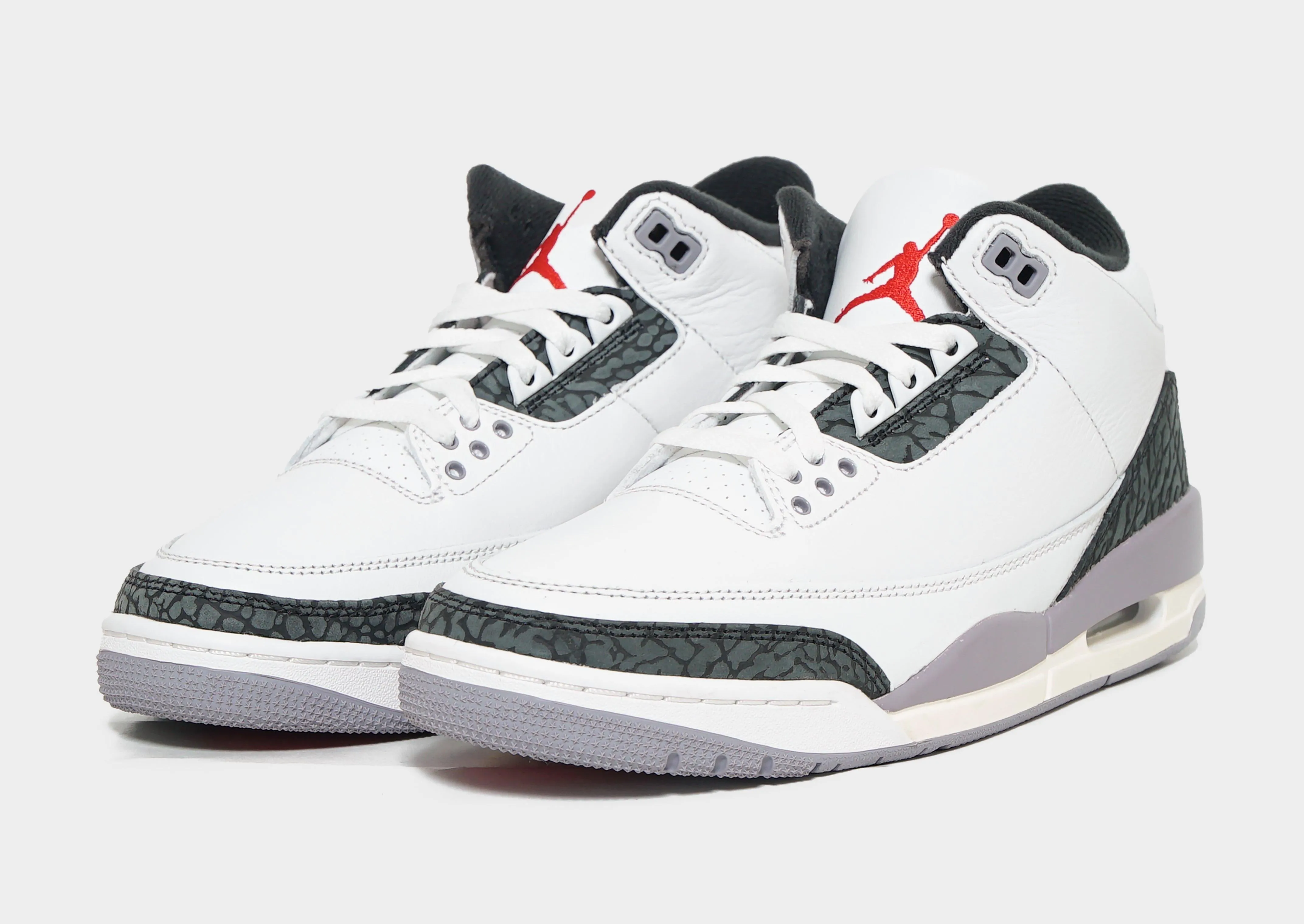 Air Jordan 3 Retro "Cement Grey" Reinforced Collar Padding Low Bounce