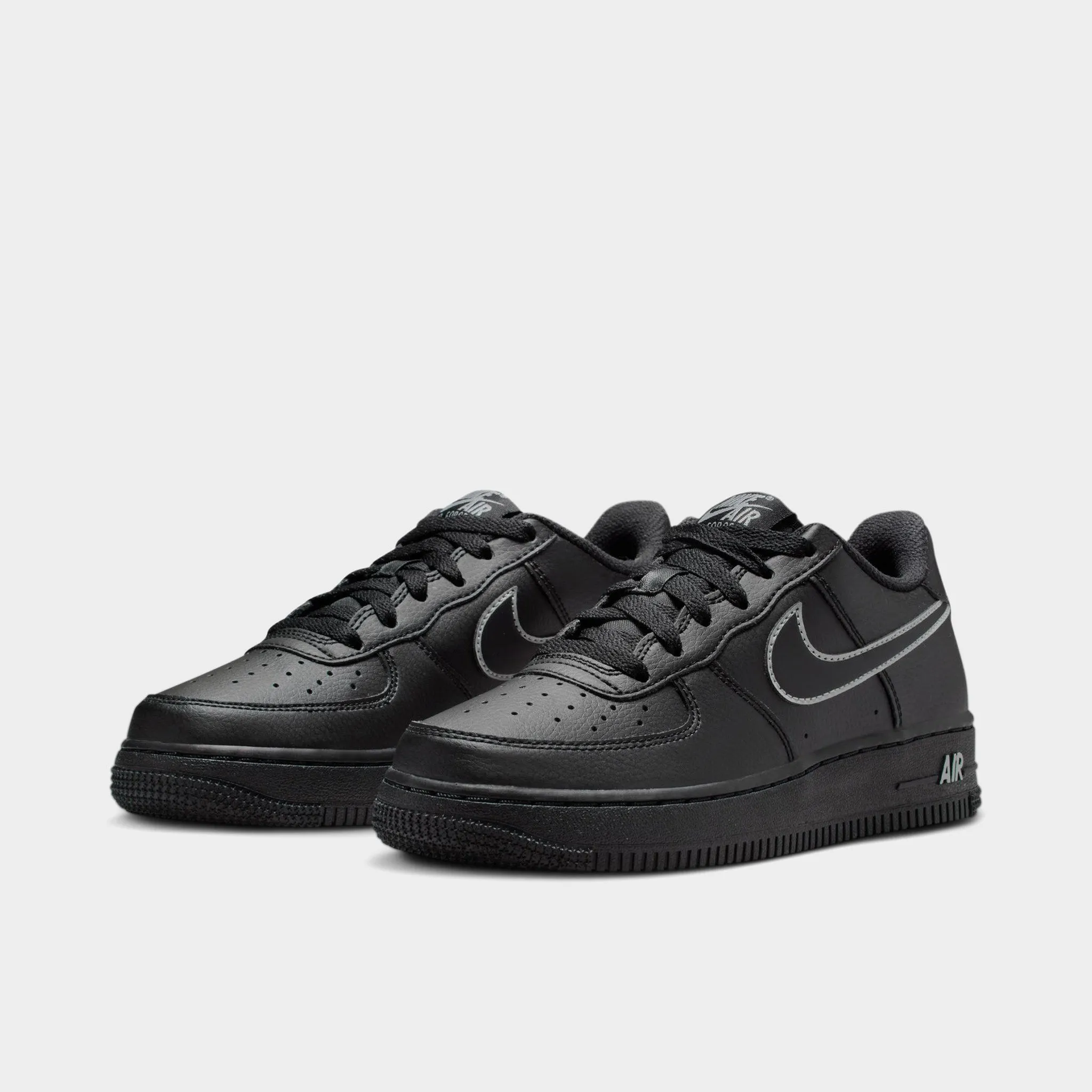 Nike Air Force 1 GS Black / Light Smoke Grey Rigid Medial Post Good ventilation