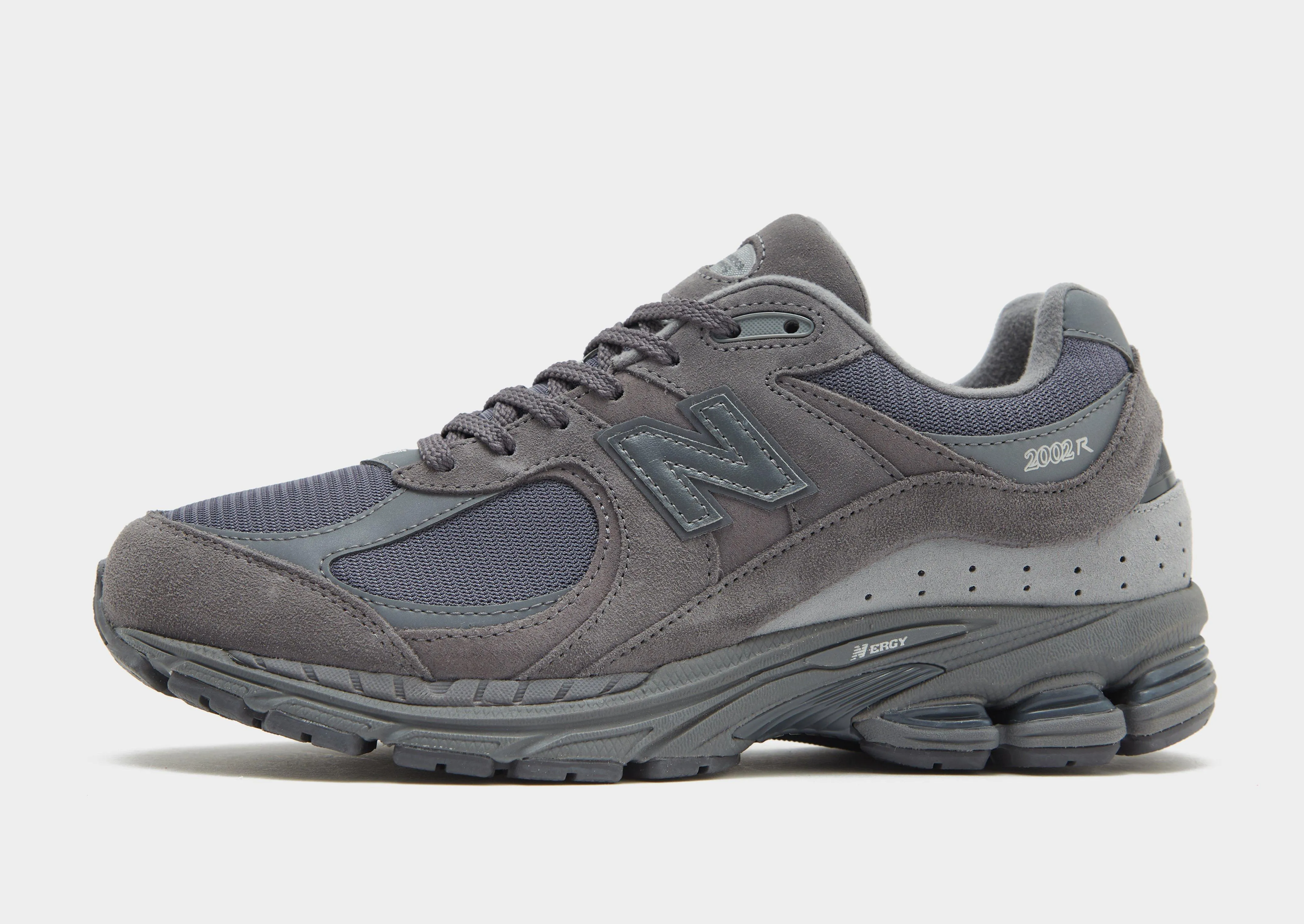 2002R classic style shoes