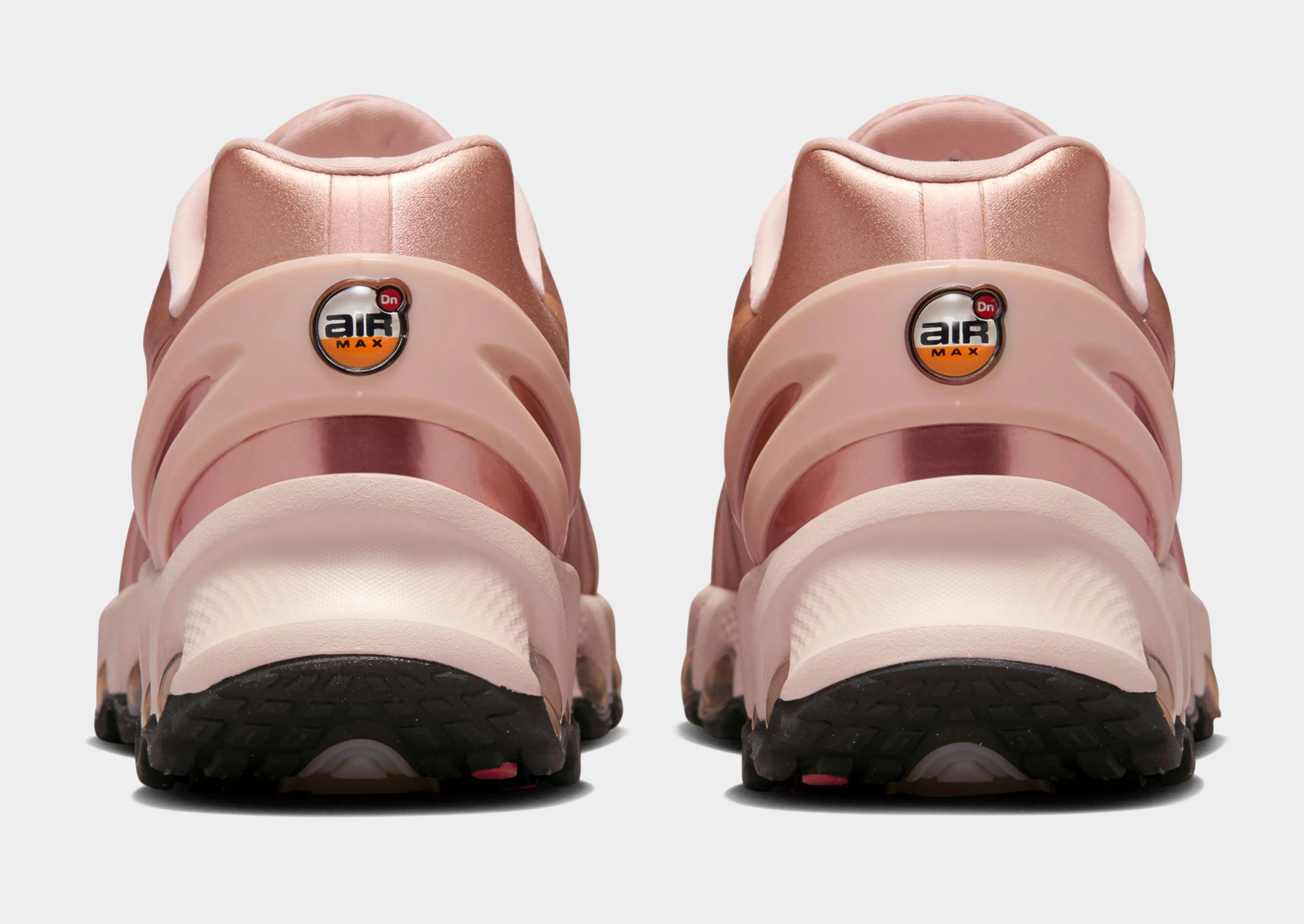 Long Hours Anti Odor Fabric Air Max DN8 Women's