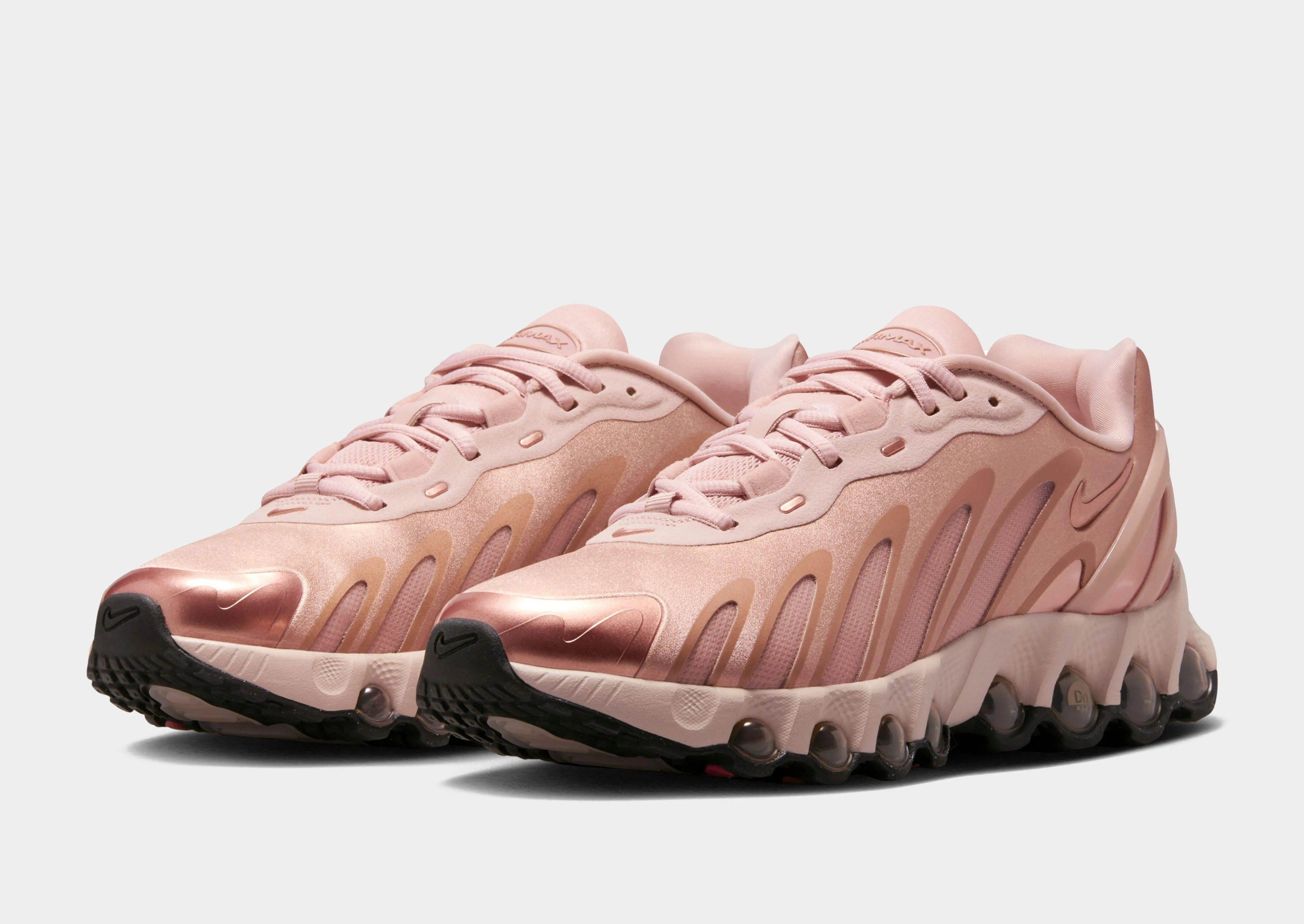 Air Max DN8 Women's Motion Comfort