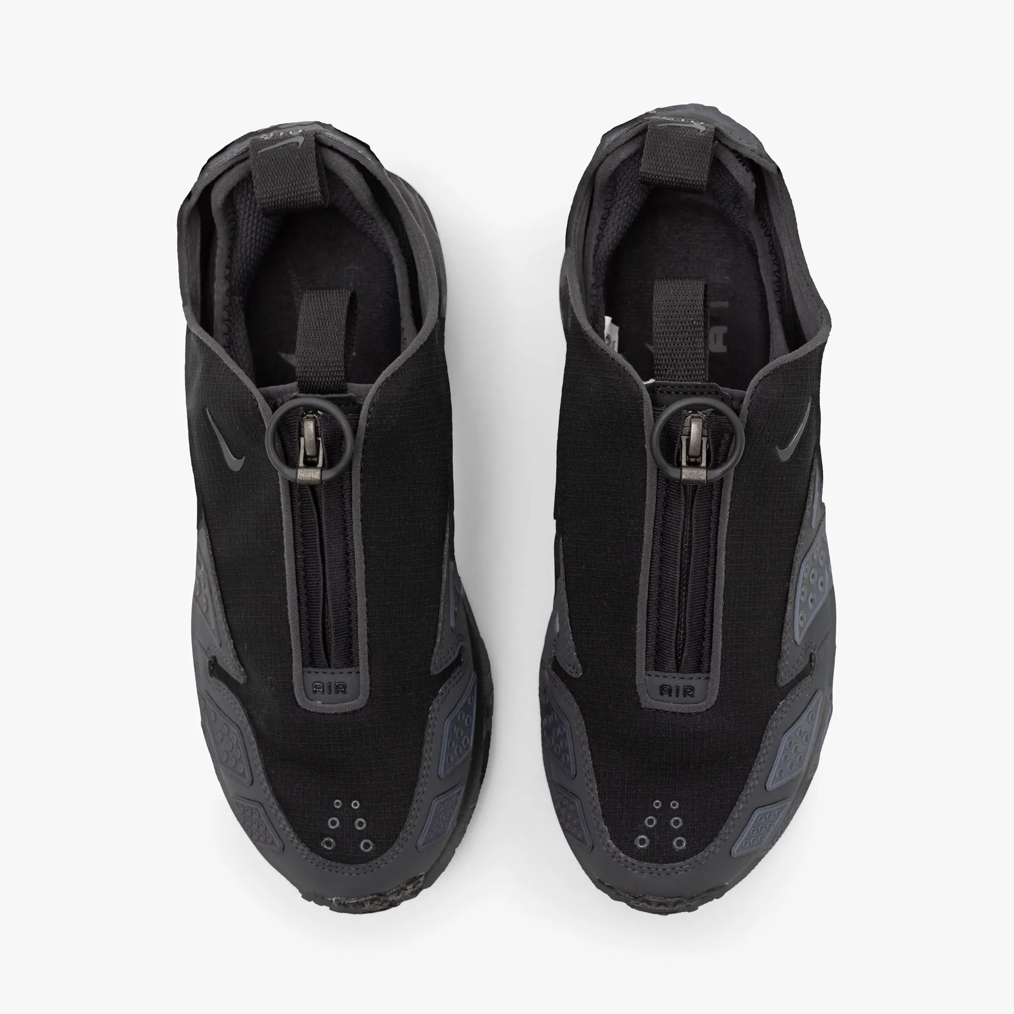 hybrid design Breath Ease Nike Women's Air Max SNDR GORE-TEX Black / Dark Smoke Grey