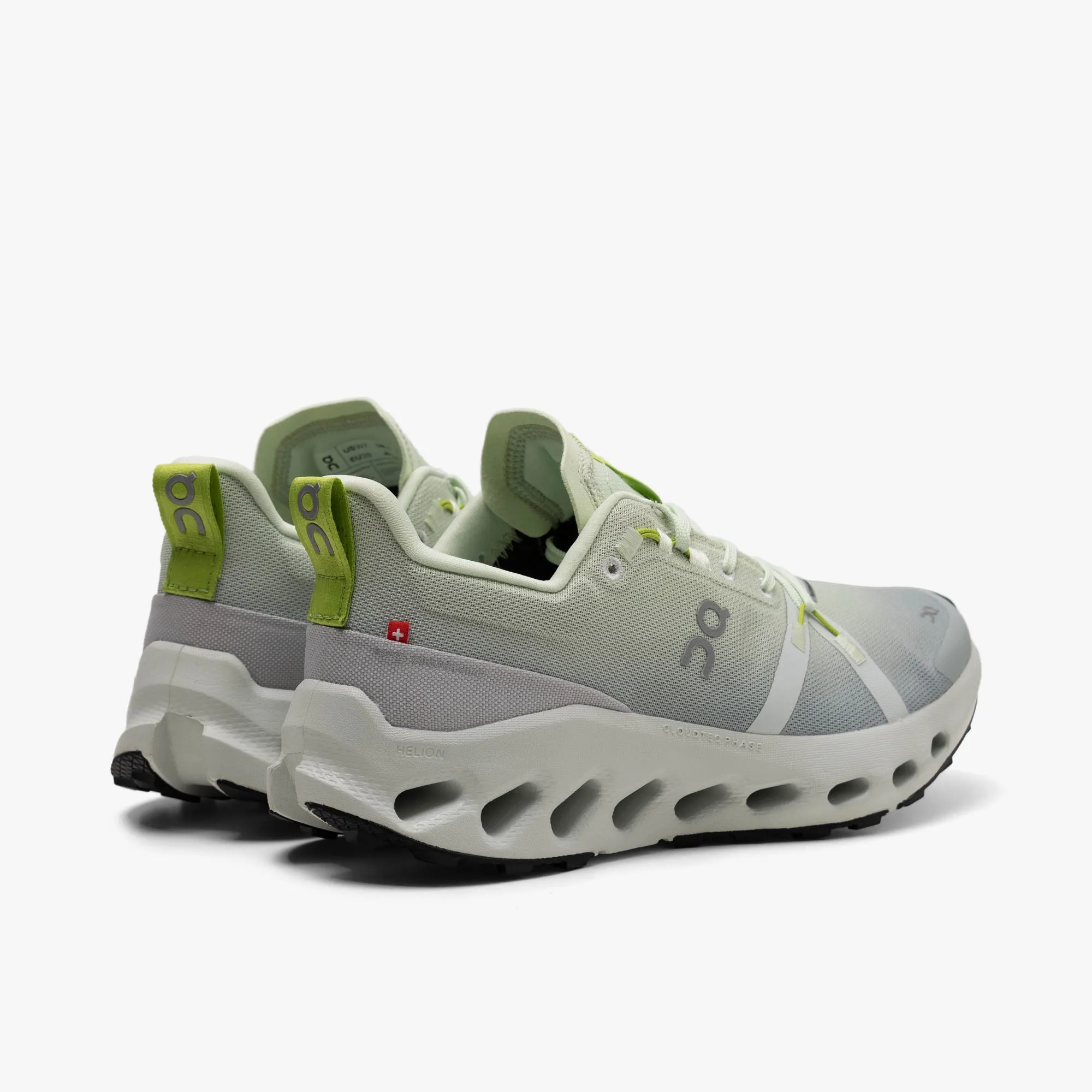 On Women's Cloudsurfer Trail WP Lima / Mineral fashion - forward shoes