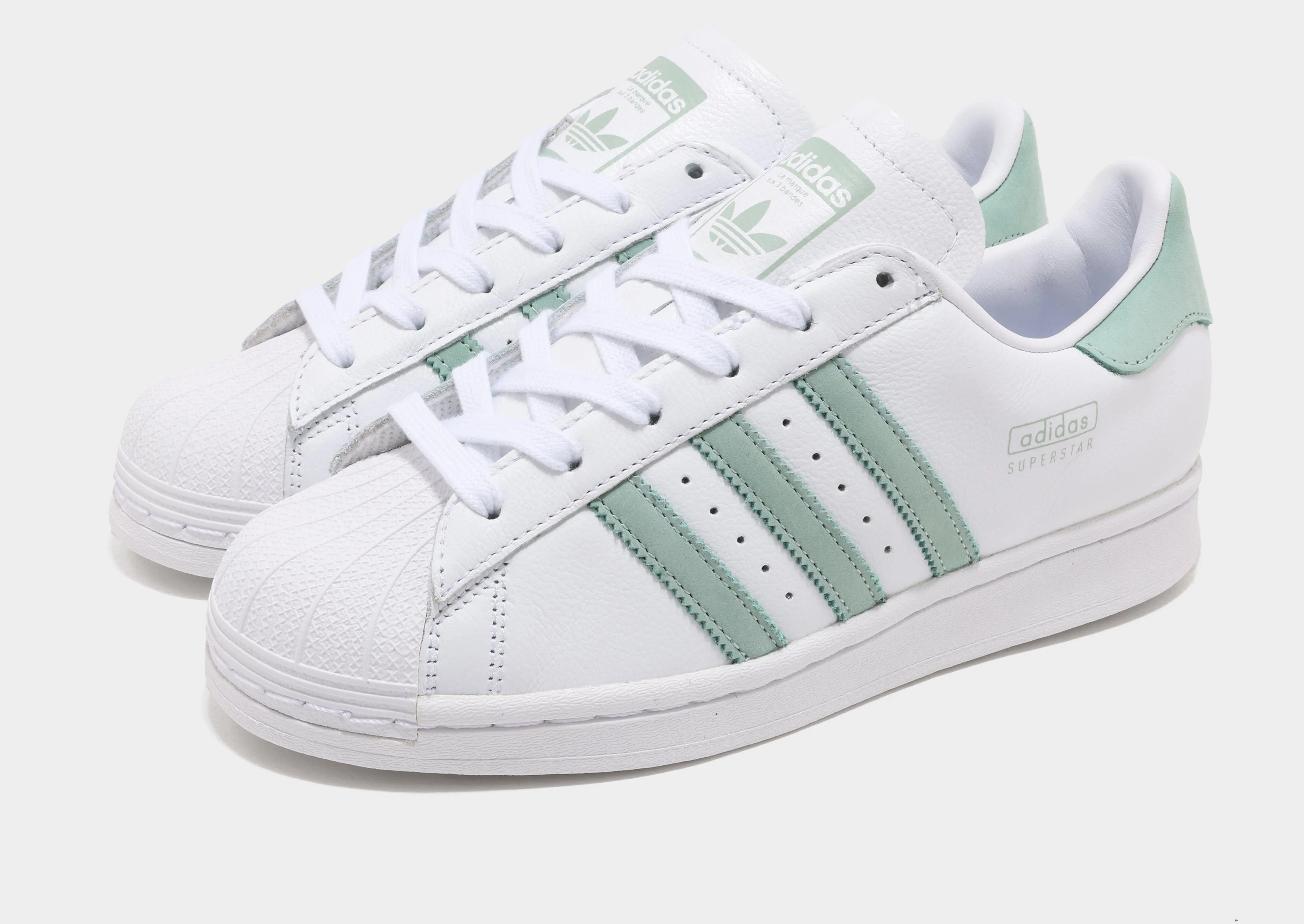Roam Free Superstar Women's