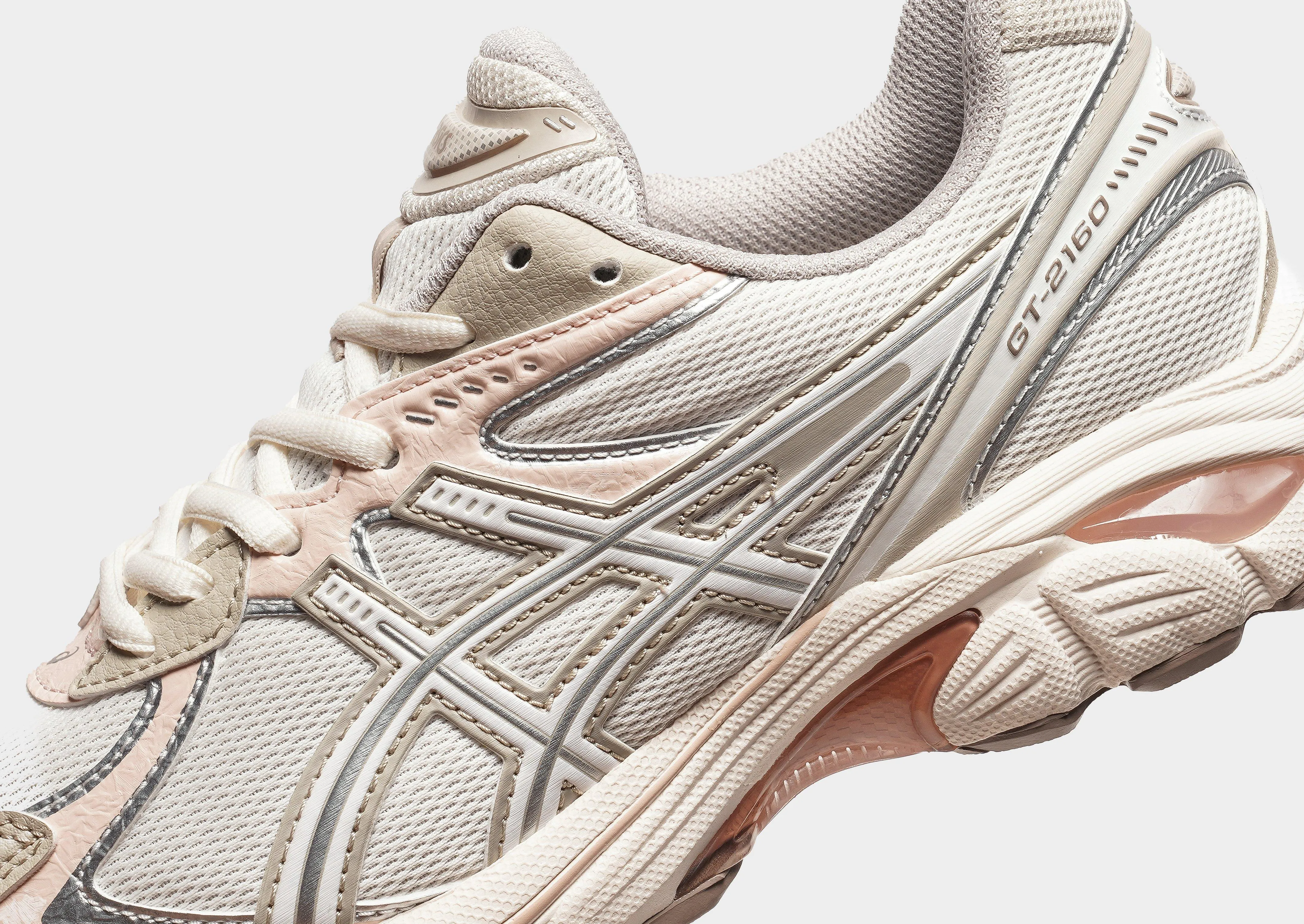 GT-2160 Women's Minimalist Style Flexible Midsole