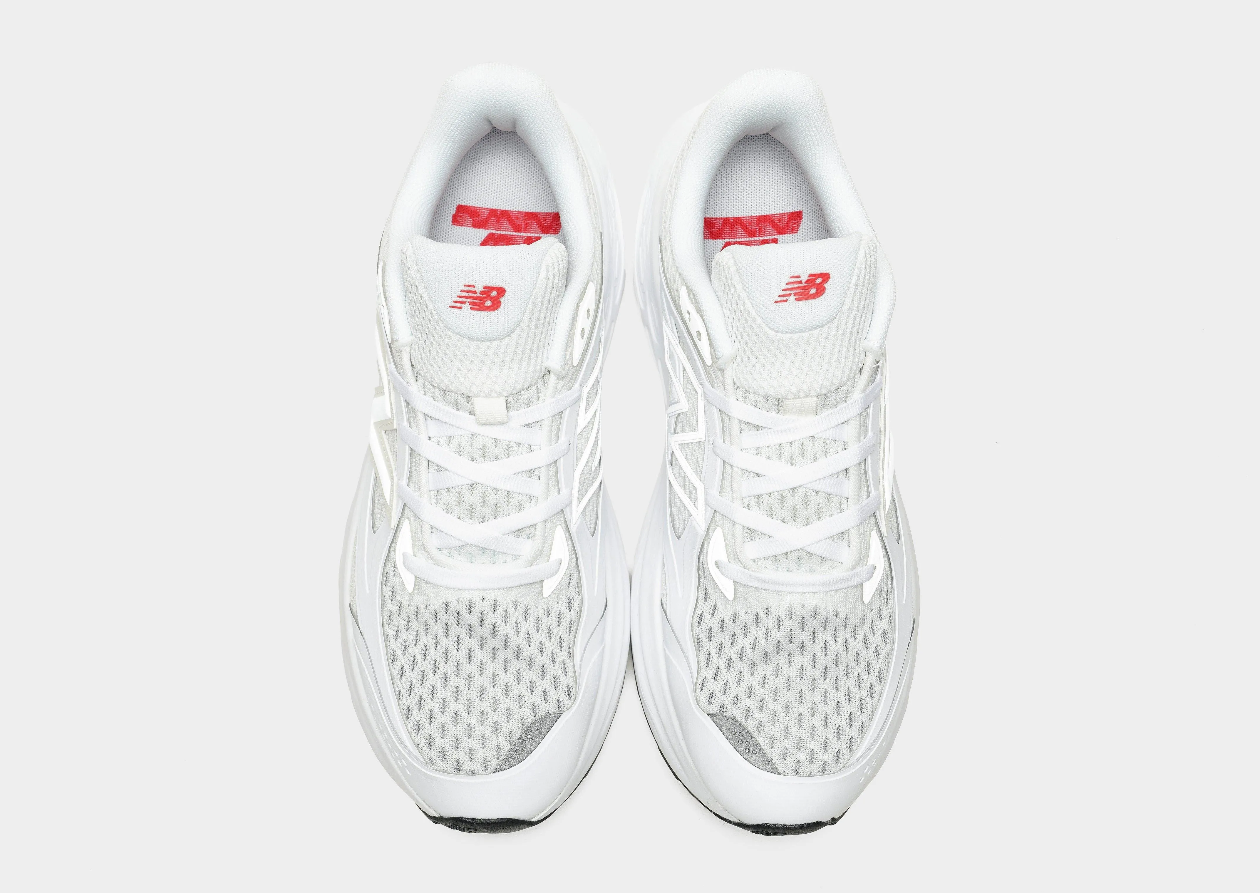 FuelCell Trainer Women's running with headphones night - running shoes