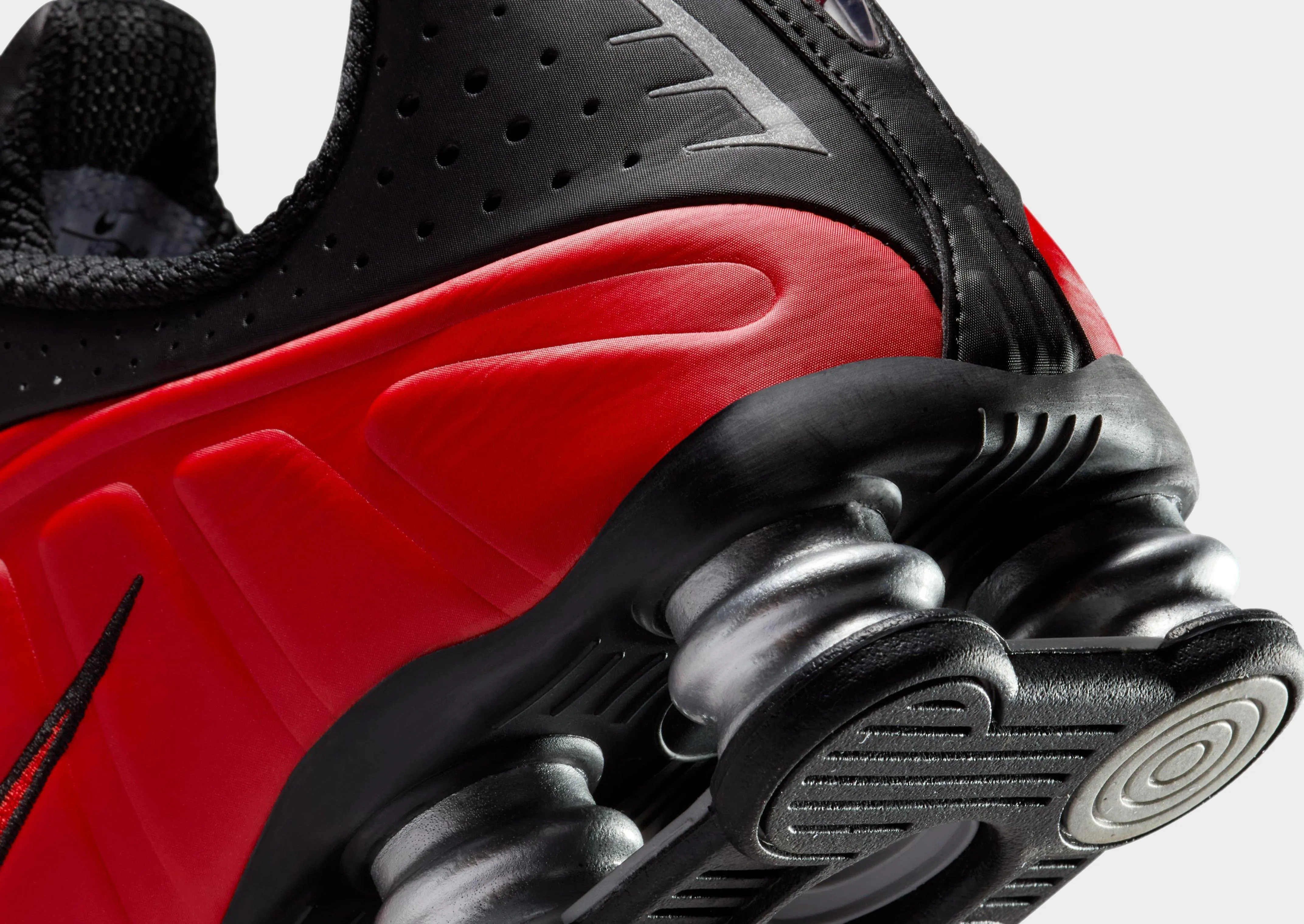 Running Friendly Shox R4