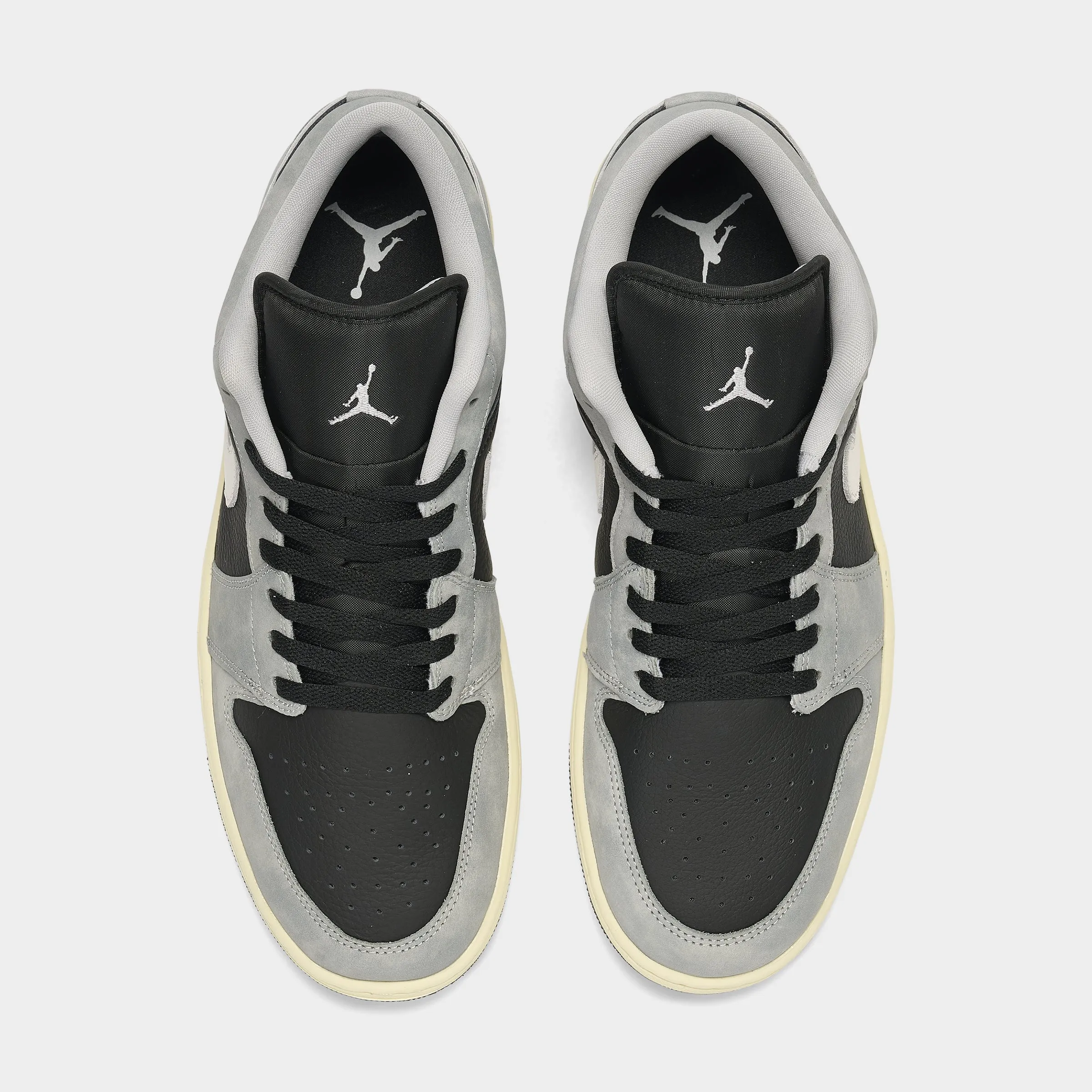 Thermoregulating Inner Layer Air Jordan 1 Low SE Light Smoke Grey / Black - Sail