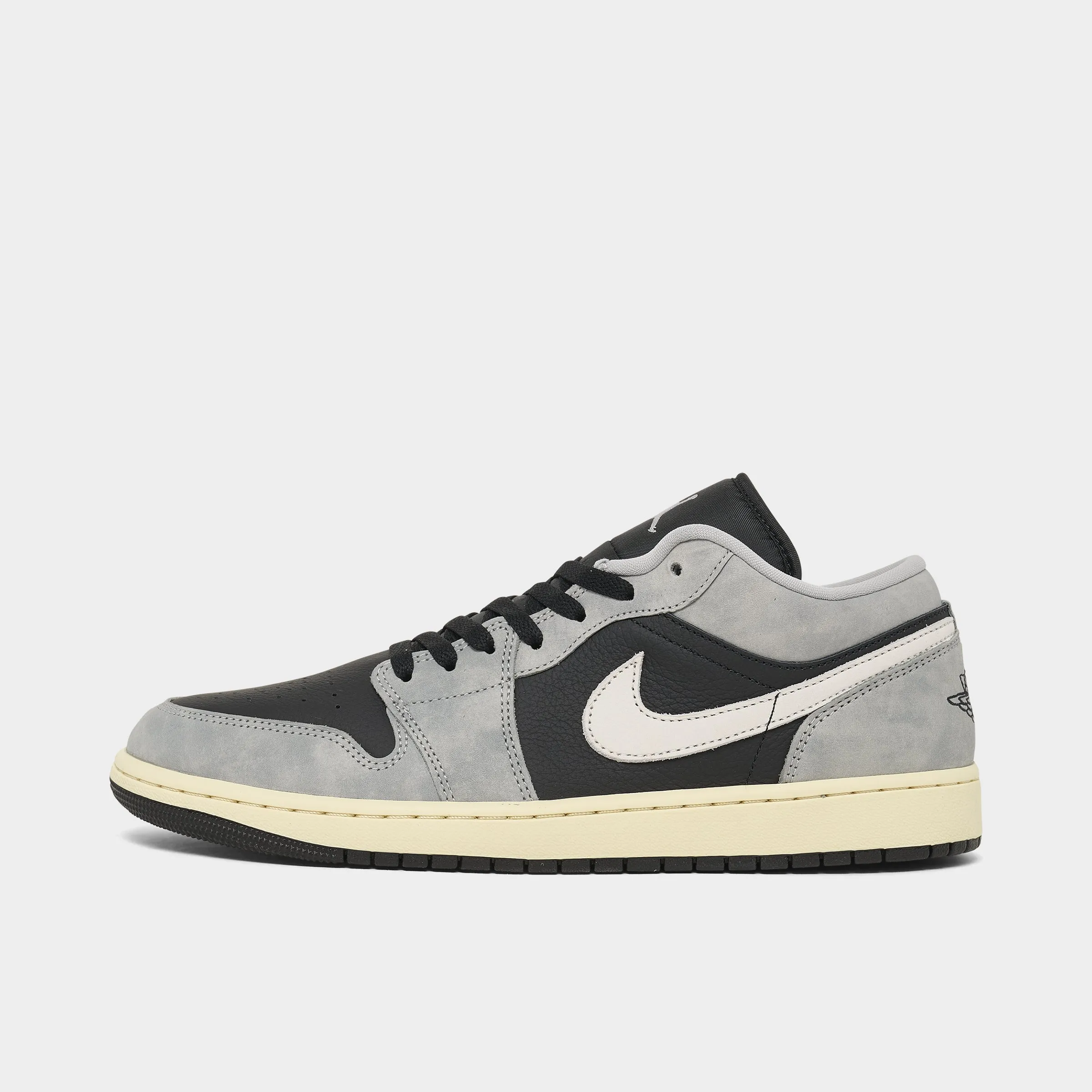 Foam Midsole Grip Tuned Flex Zones Air Jordan 1 Low SE Light Smoke Grey / Black - Sail
