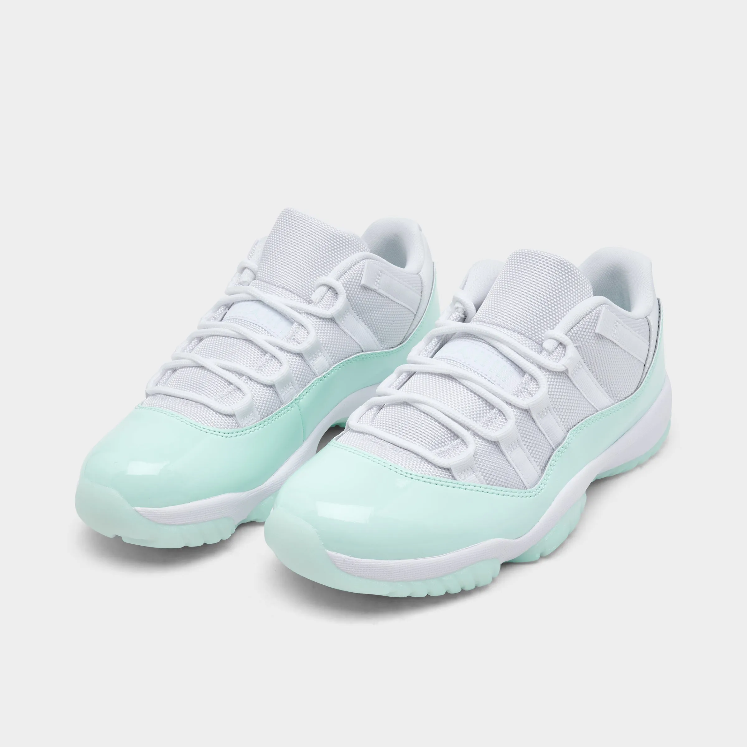 Reinforced Midfoot Strap Bounce Enhancement System Jordan Women's 11 Retro Low White / Igloo