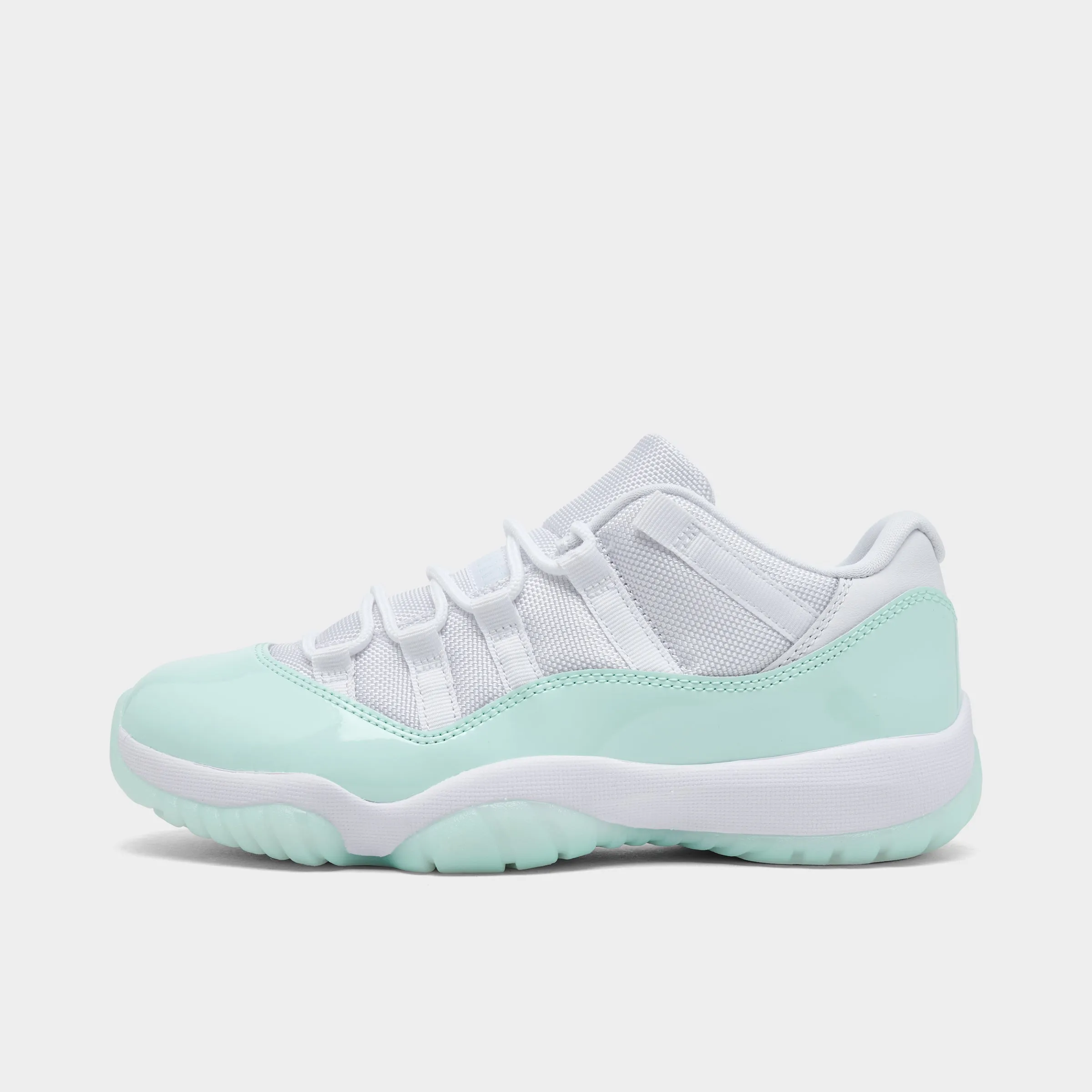 Jordan Women's 11 Retro Low White / Igloo Quick Flex Power Move