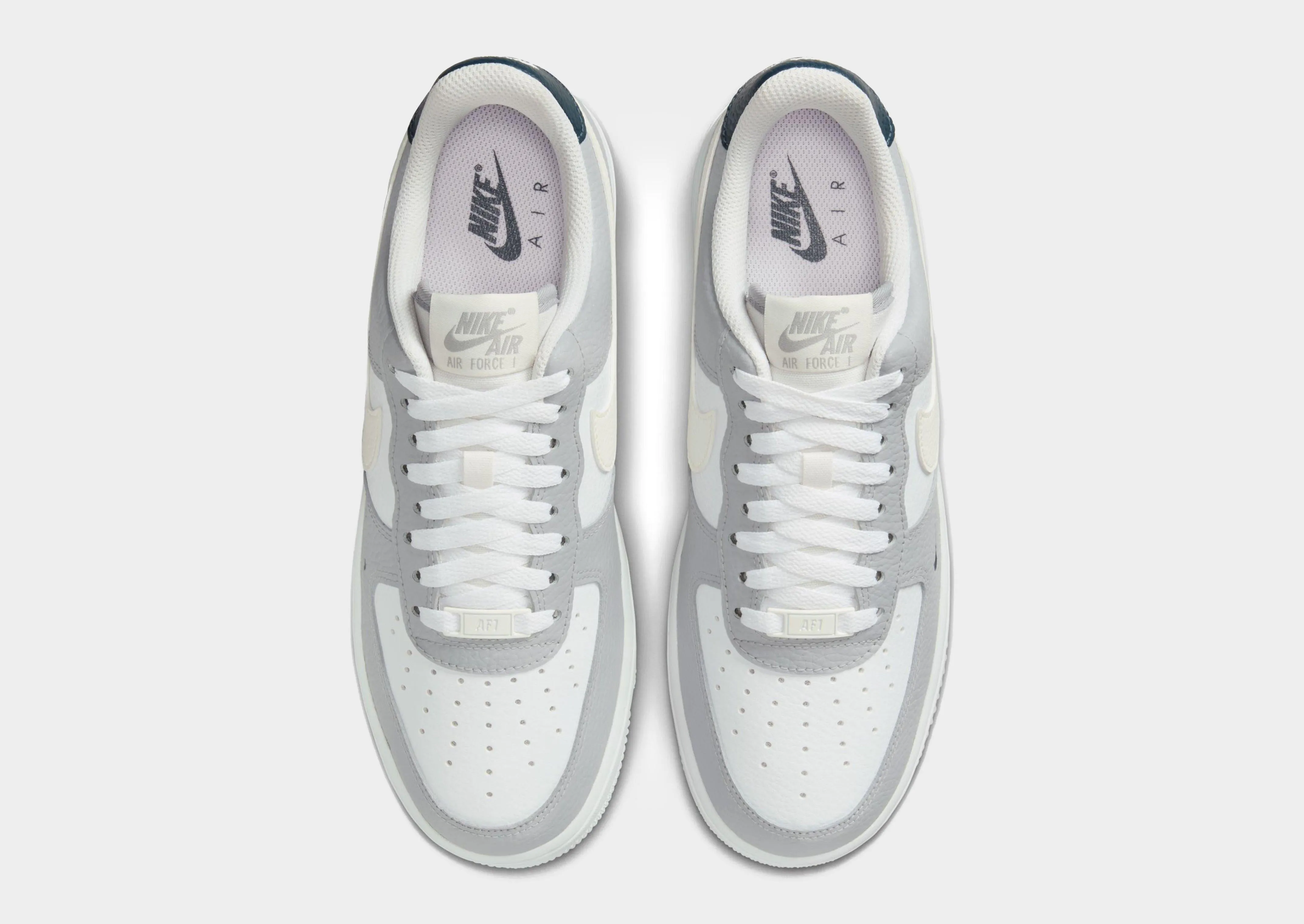 Air Force 1 '07 Women's Built For Walk