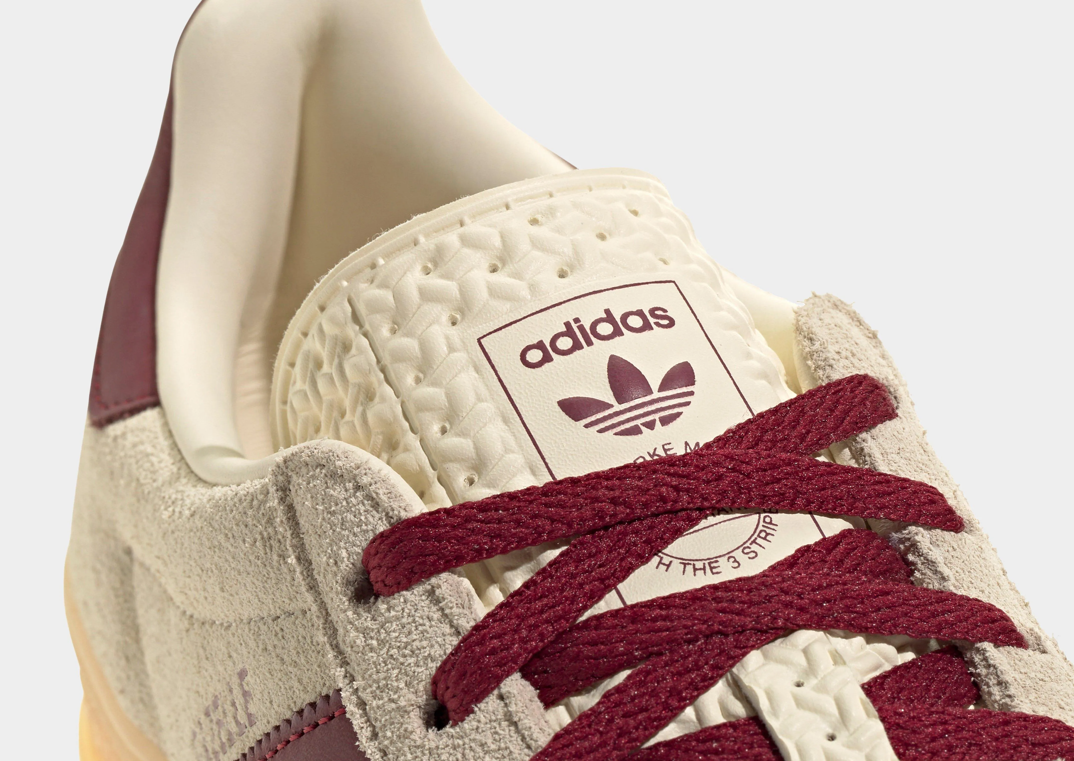 Gazelle Indoor Women's Ventilated Comfort Upper