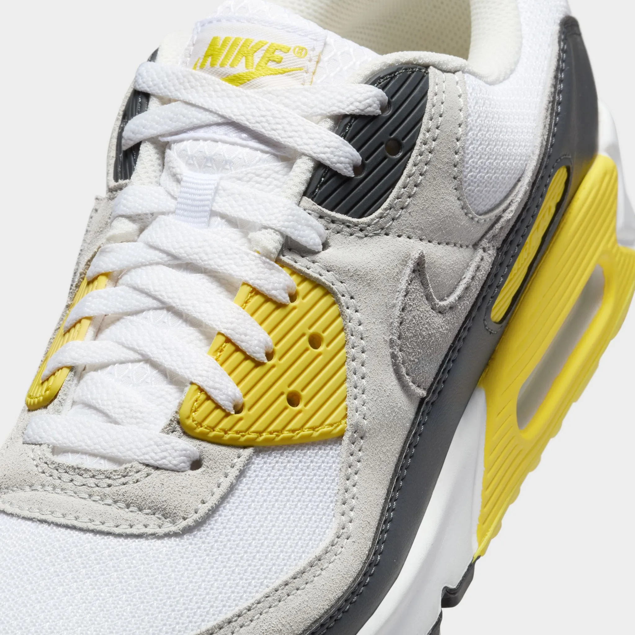 Nike Air Max 90 White / Light Smoke Grey - Lightening loose - fit shoes anatomical shoes