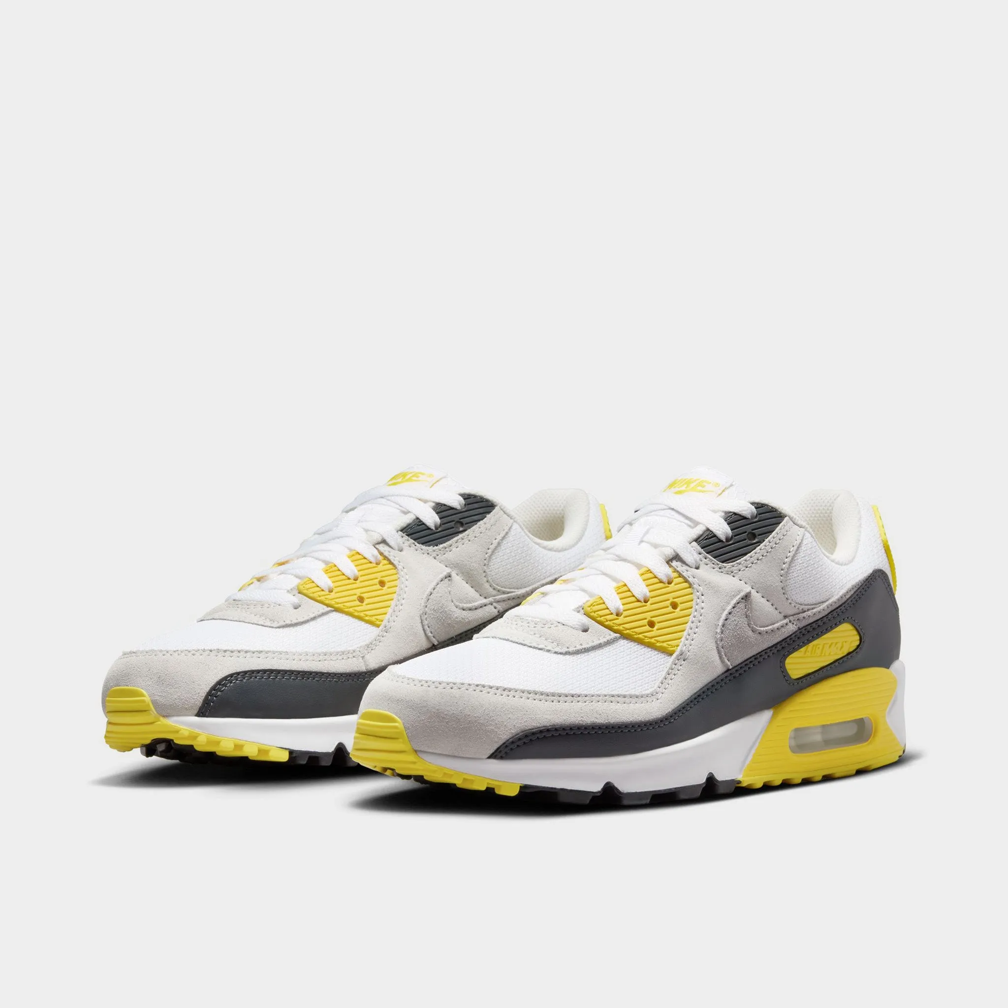 Nike Air Max 90 White / Light Smoke Grey - Lightening classic running gear
