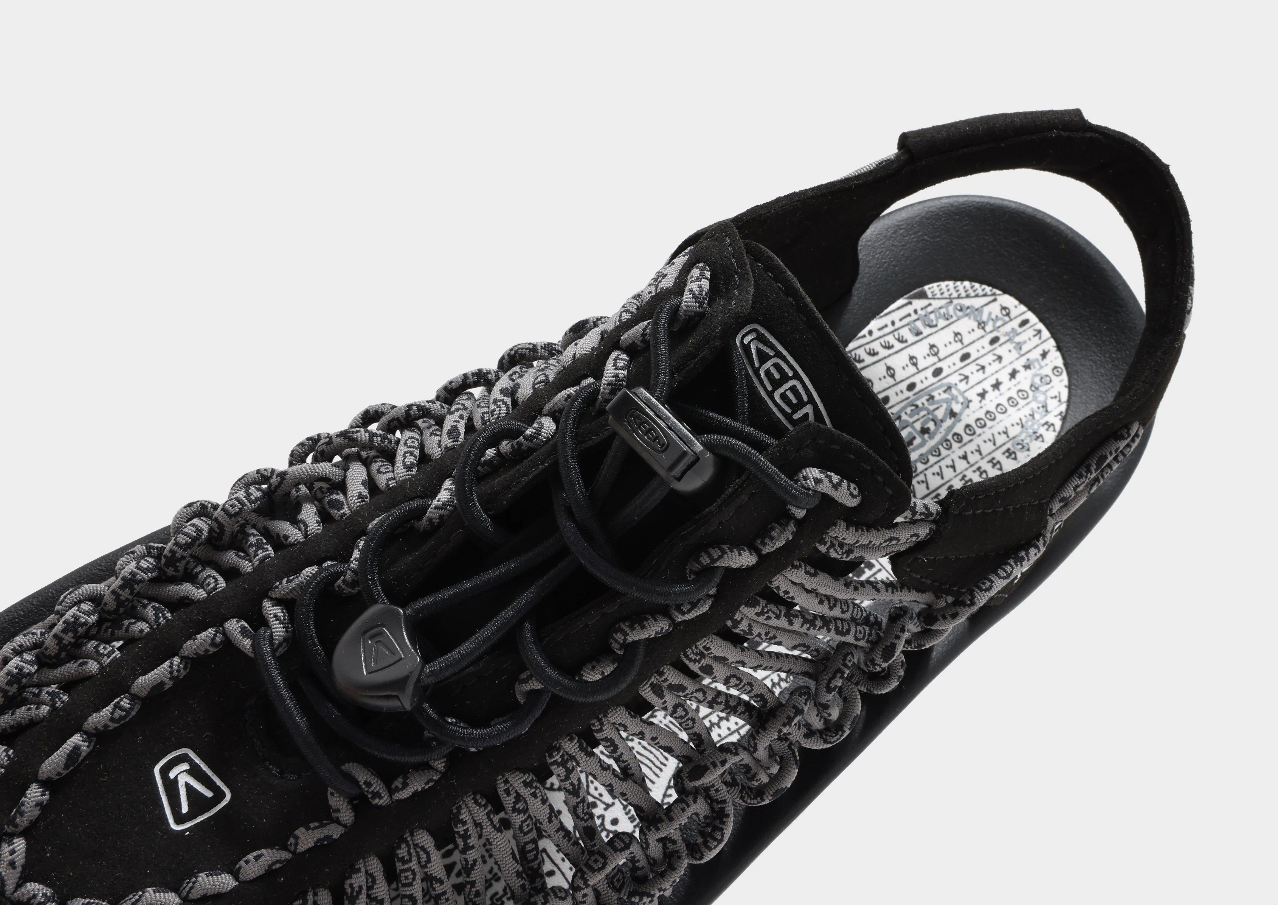 Uneek Sneaker Sandals flexible shoes