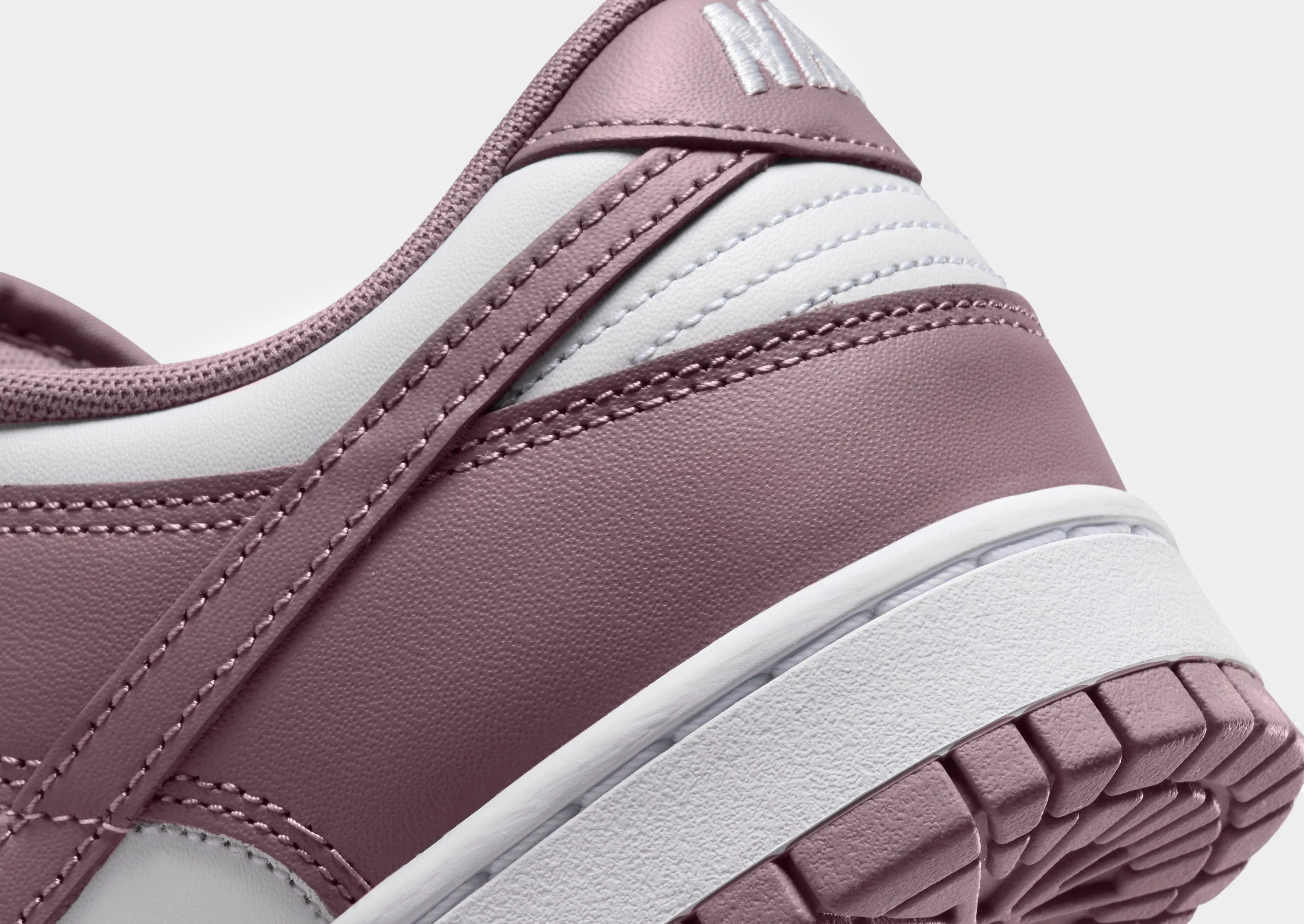 Structured wear Dunk Low Retro