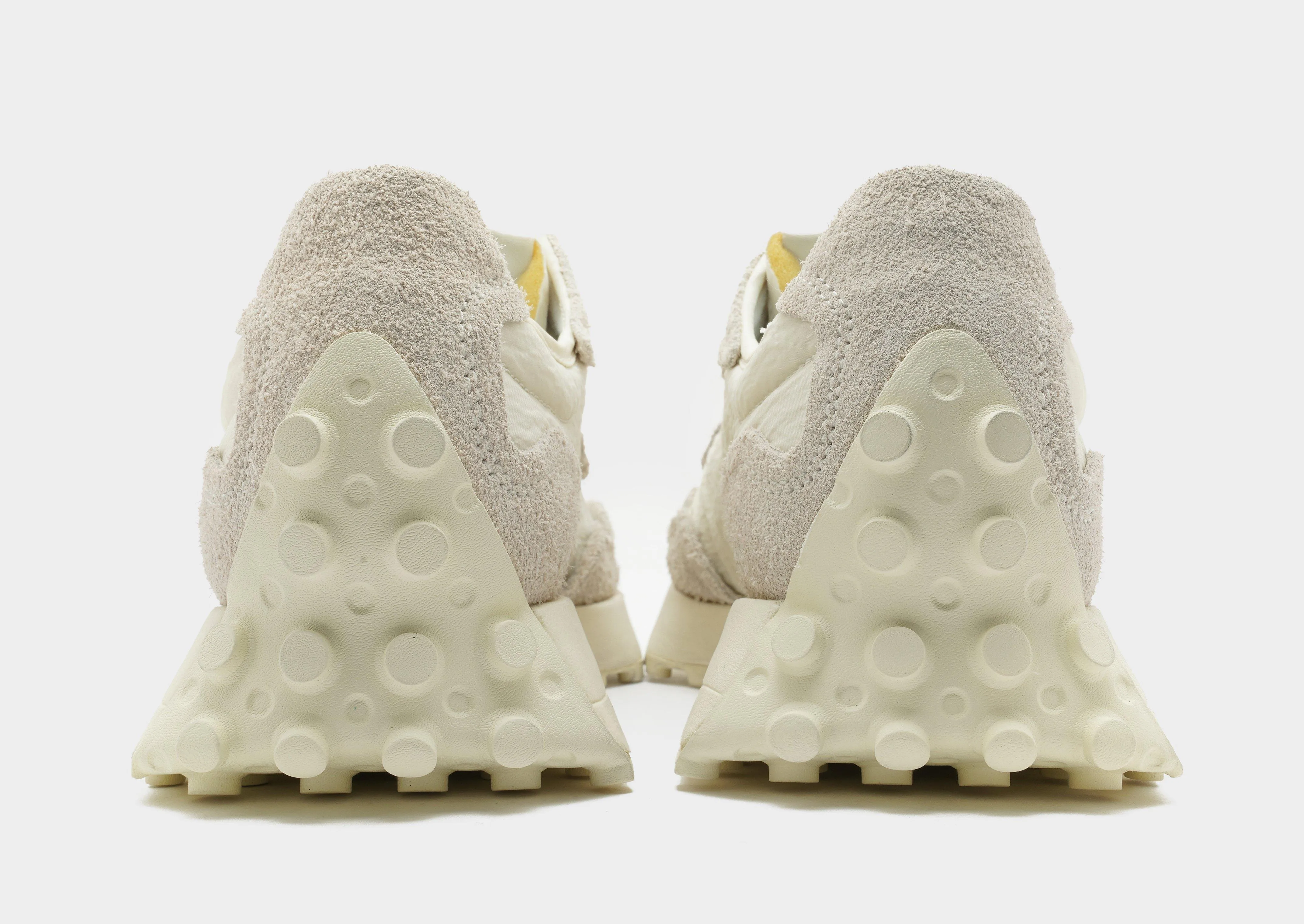 327 marathon running shoes