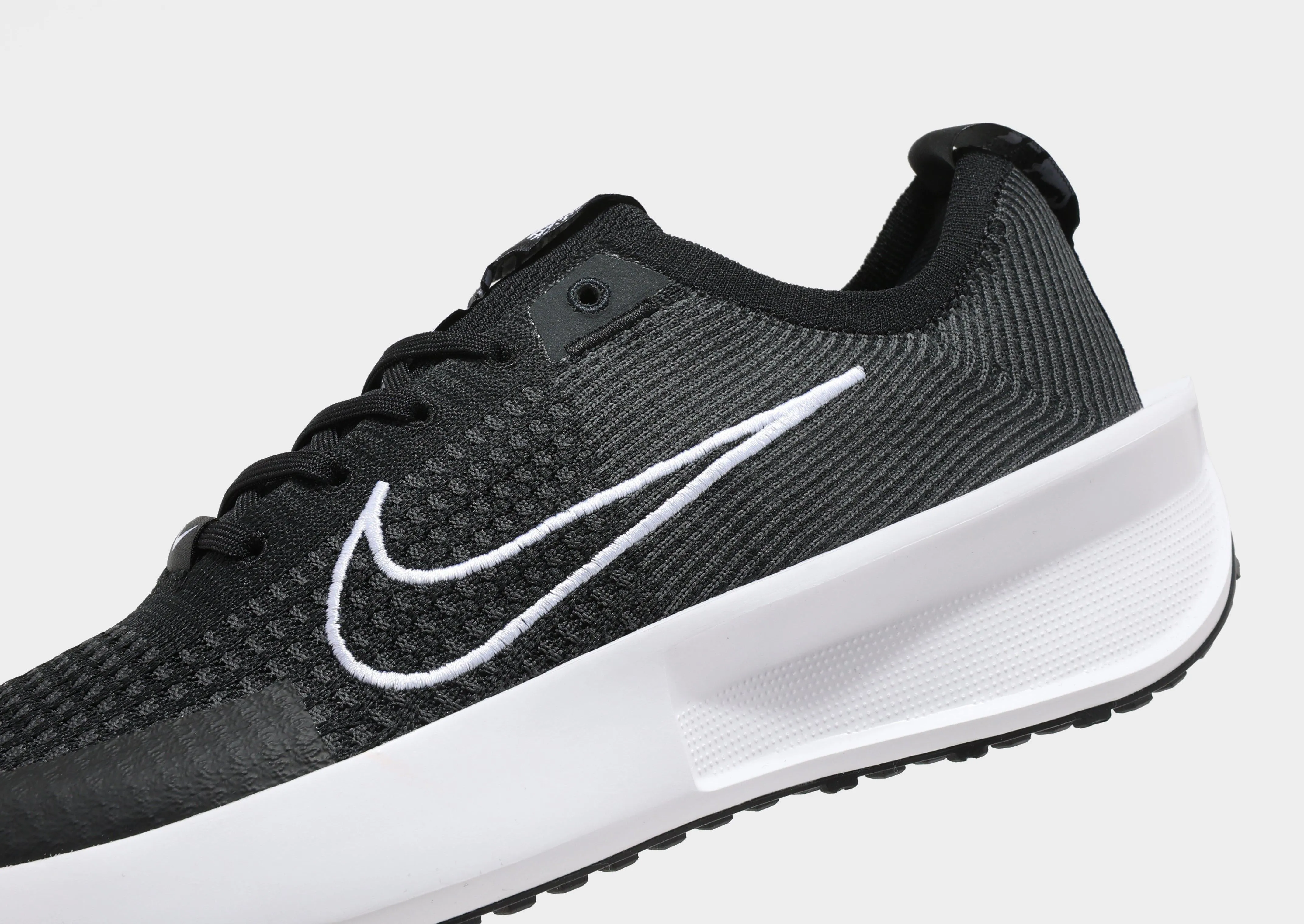 Interact Run Shock Absorbing Heel