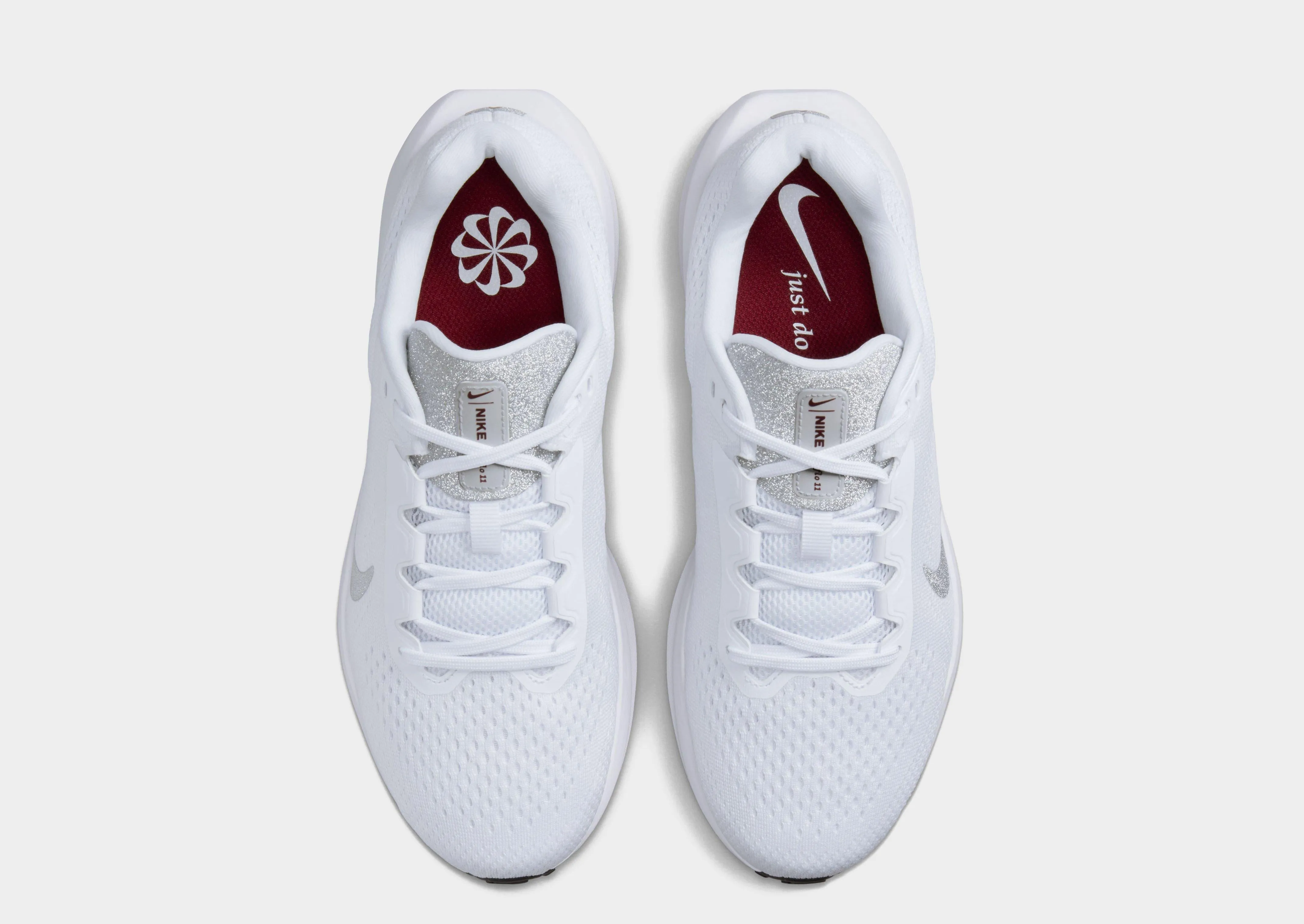 Air Winflo 11 Women's SweatWicking Casual Performance