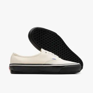 Vans LX Authentic 44 Duck Canvas White / Black