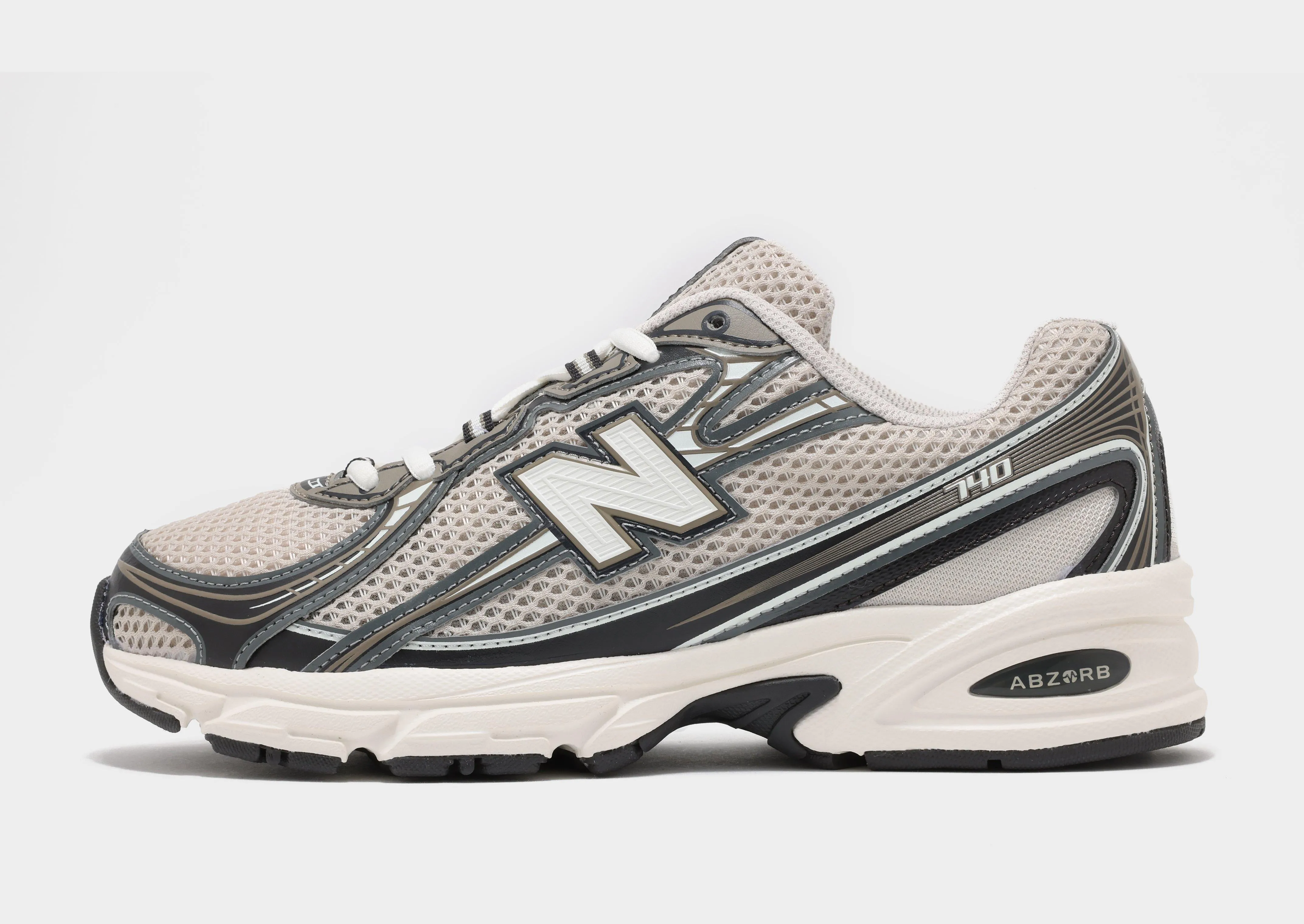 740 modern - style running shoes practical - elegance