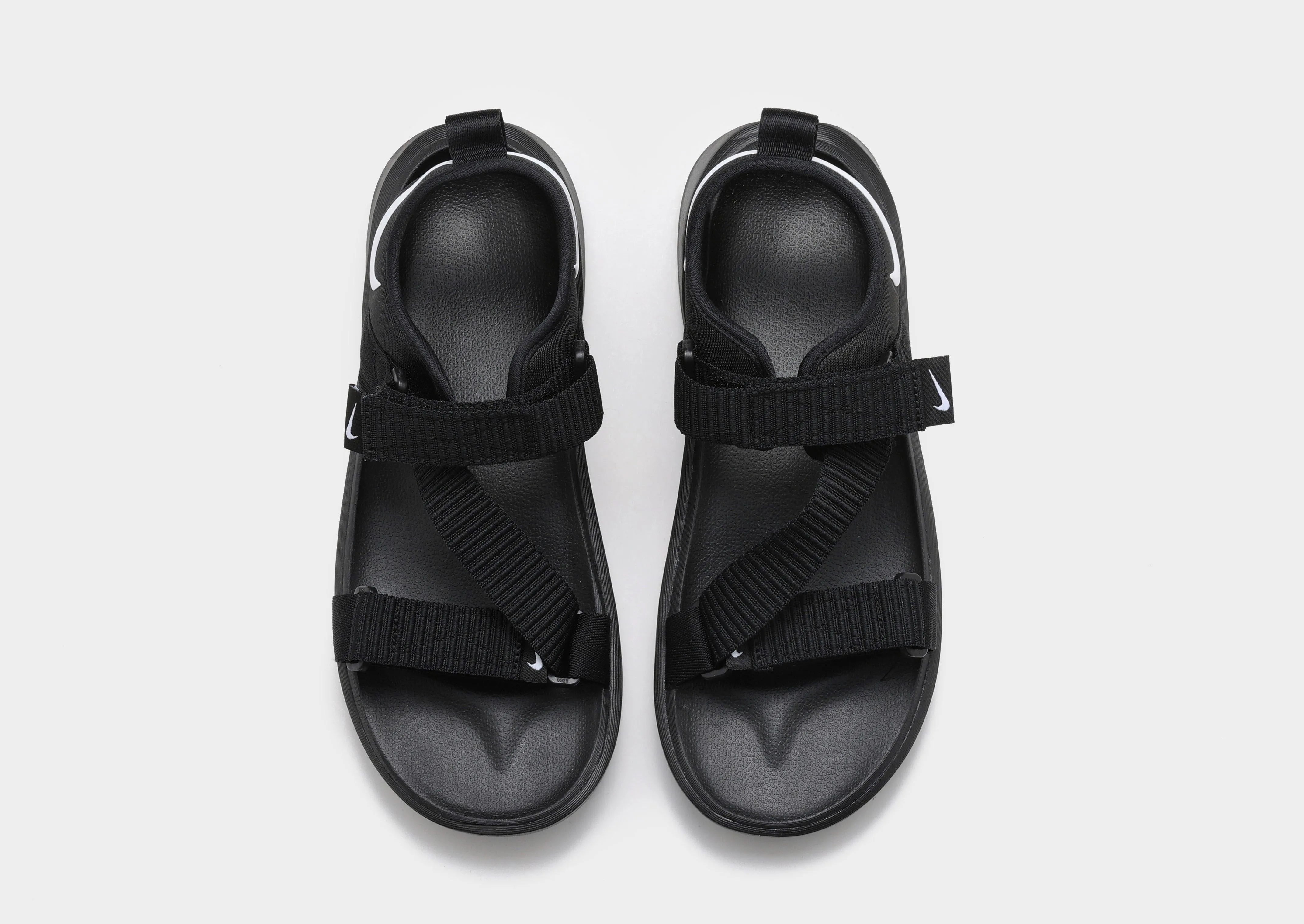Vista Sandals Sculpted durability