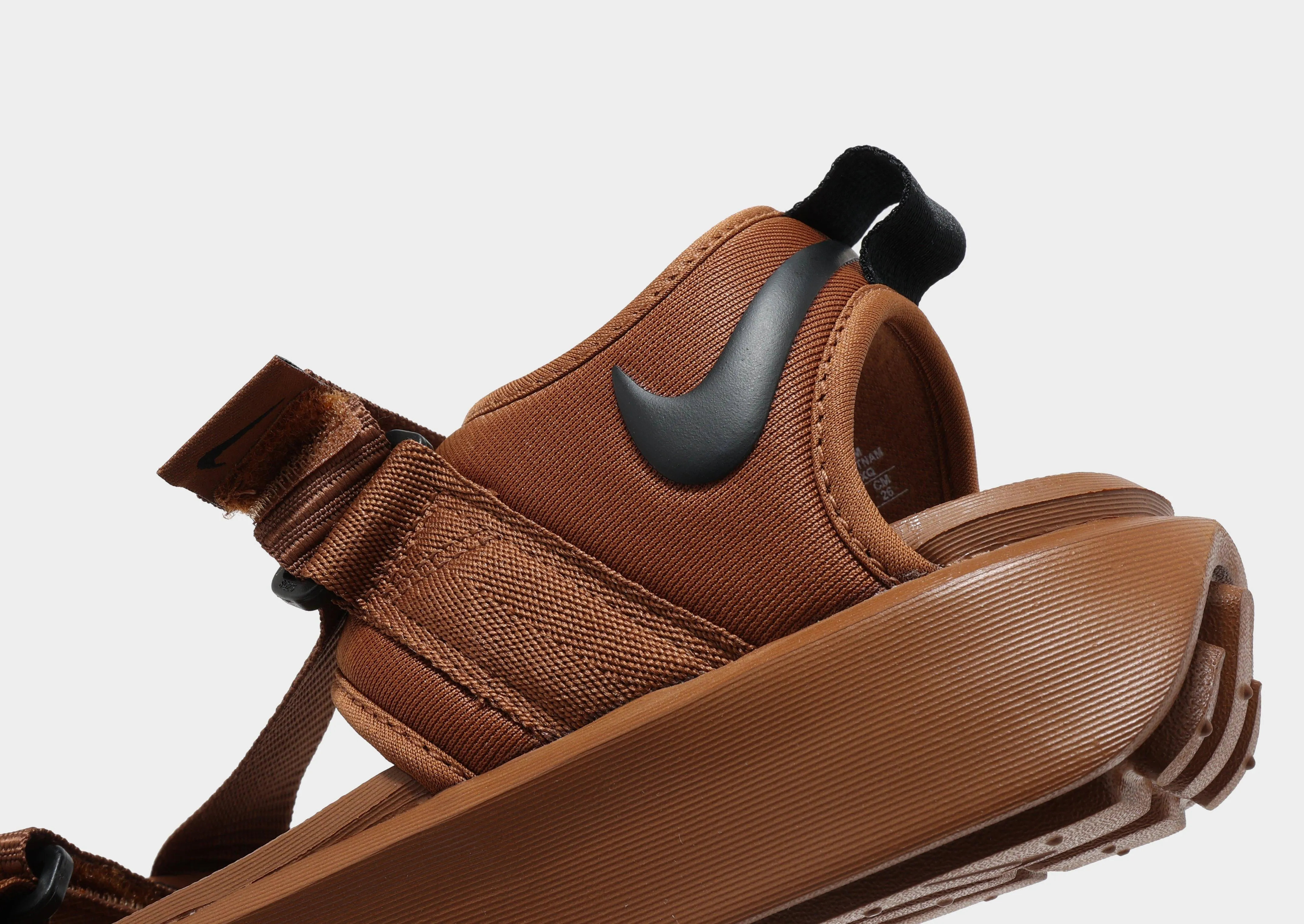 Vista Sandals Breathable surface Retro design