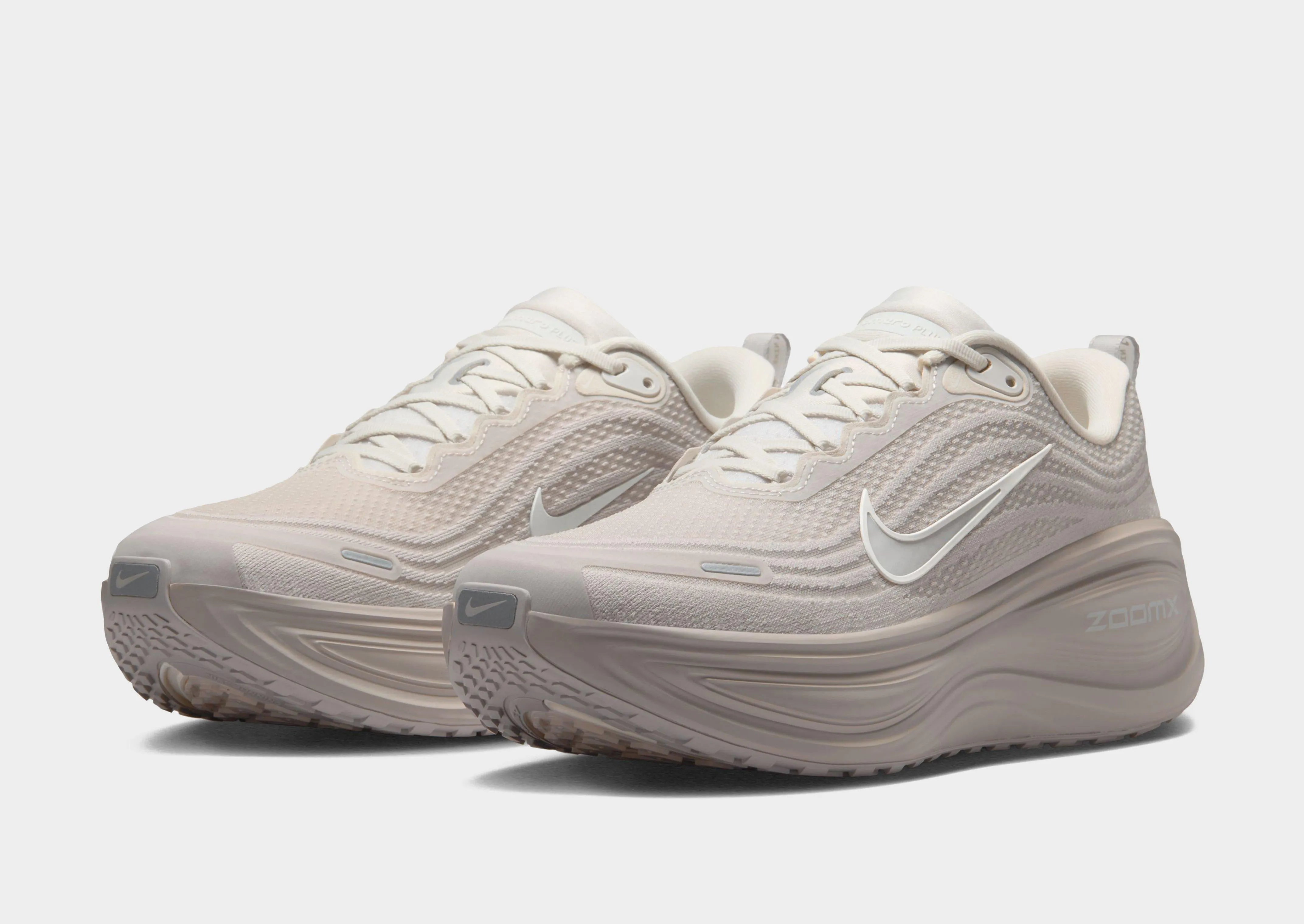 Vomero Plus All-Weather Design Balanced Base