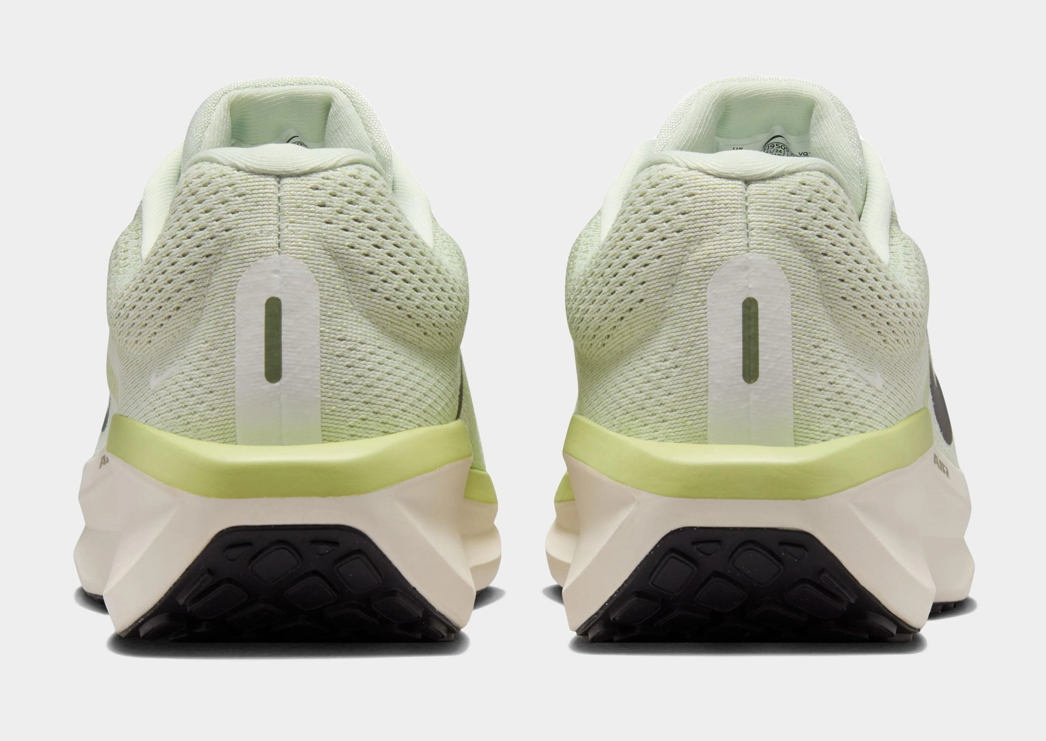 Air Winflo 11 SlipResistantOutsole