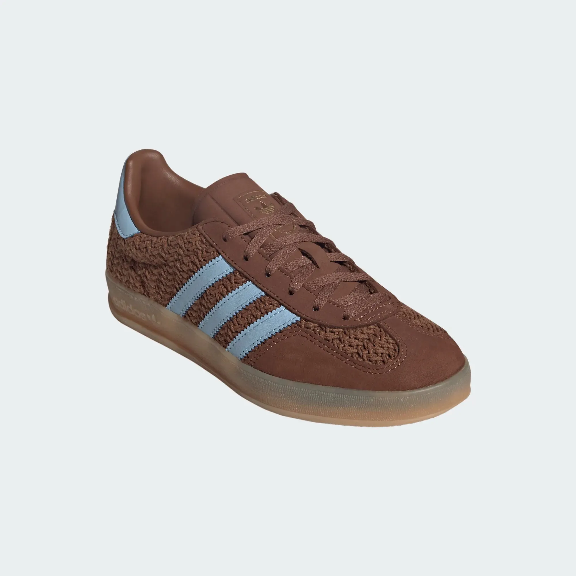 womens adidas gazelle indoor (preloved brown/clear sky) football players