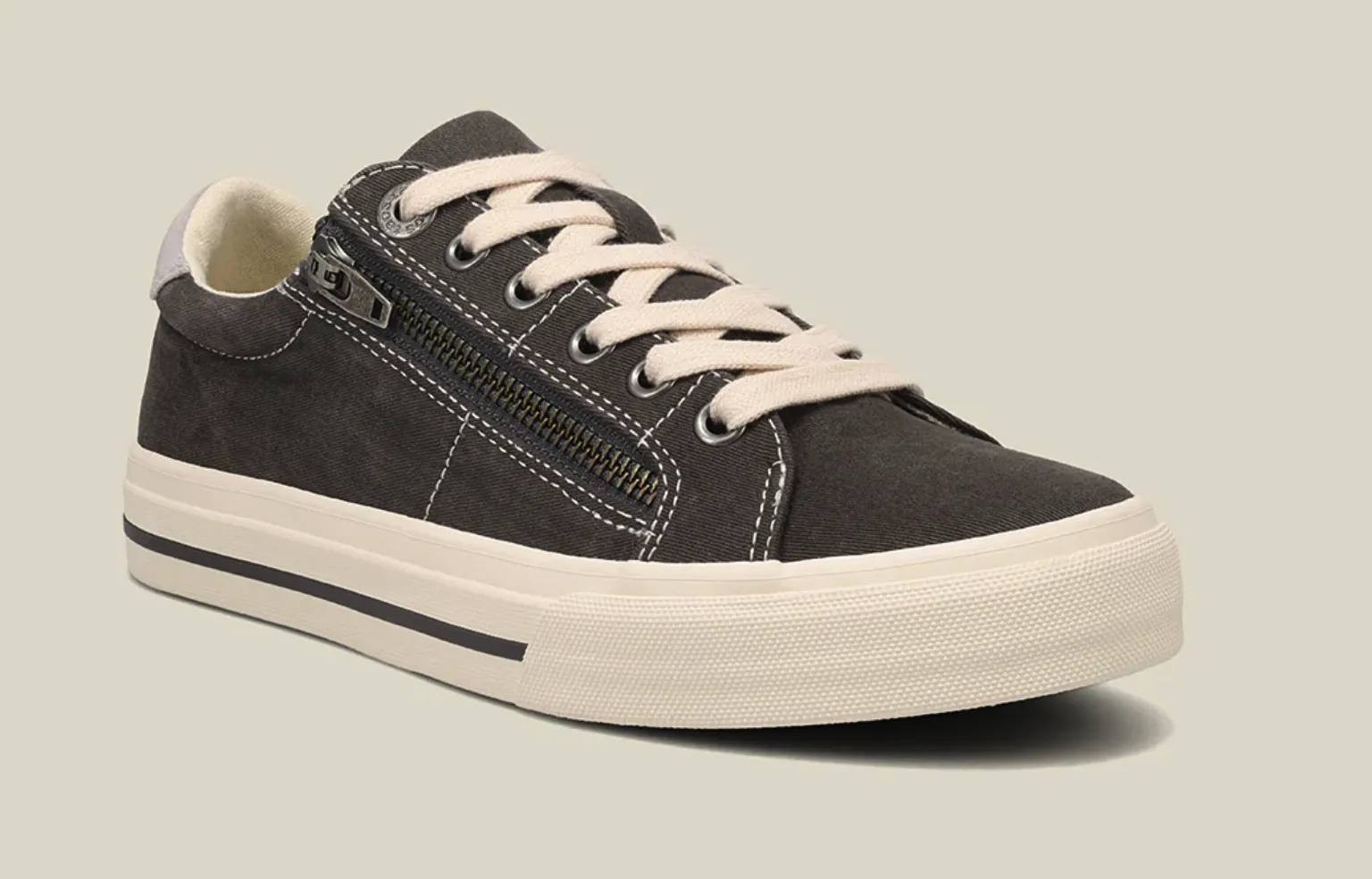 Narrow Fit Soft Z-Soul Wide