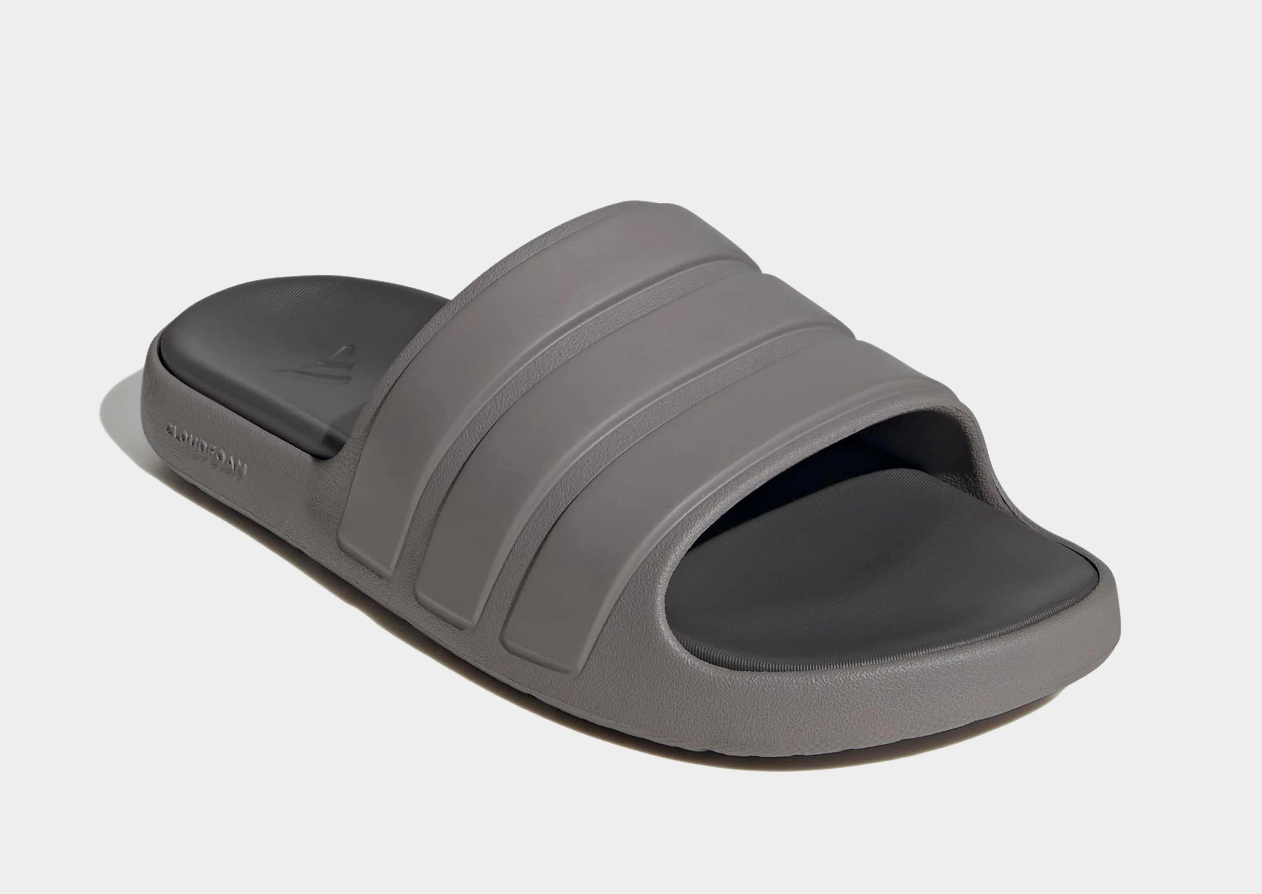 Znsory Slides Timeless Look Cliff Hike