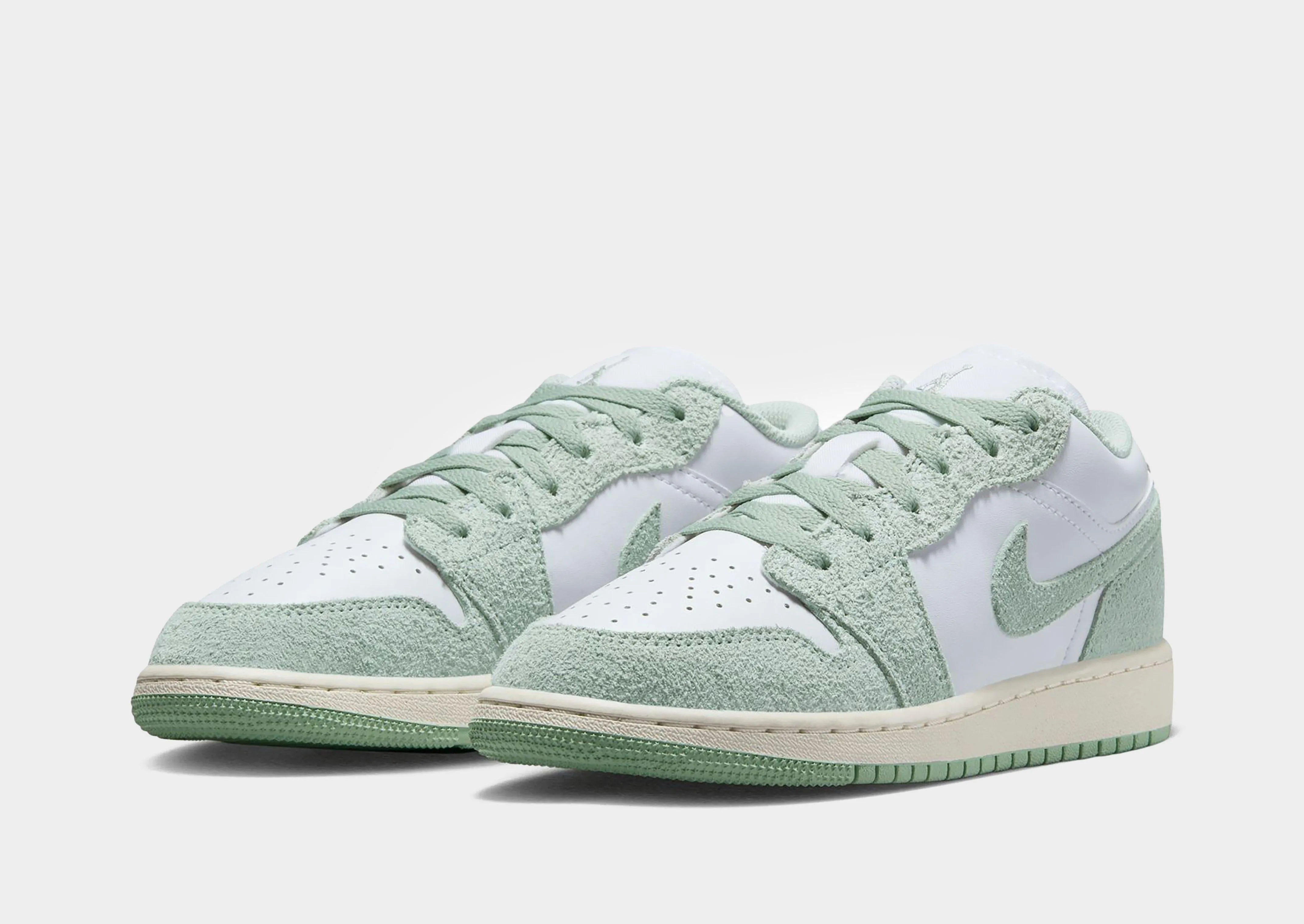 Air 1 Low SE Junior's Strappy