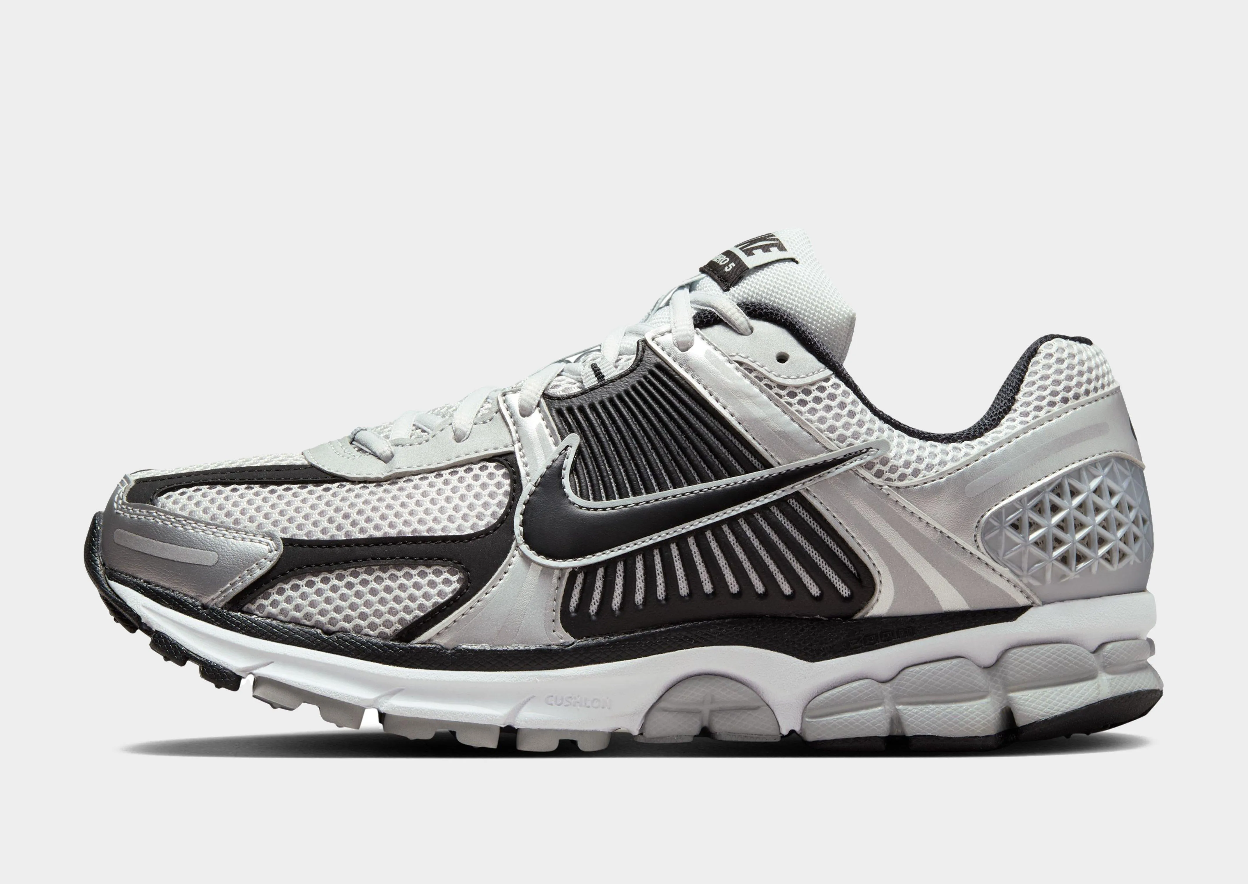 Sturdy breathability Zoom Vomero 5